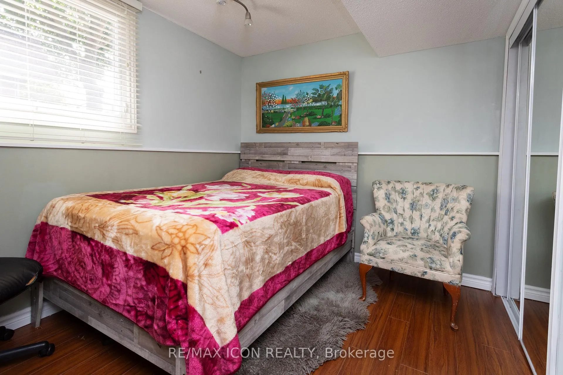 Photo 23 of 107 Roseneath Crescent, Kitchener — HOMEH