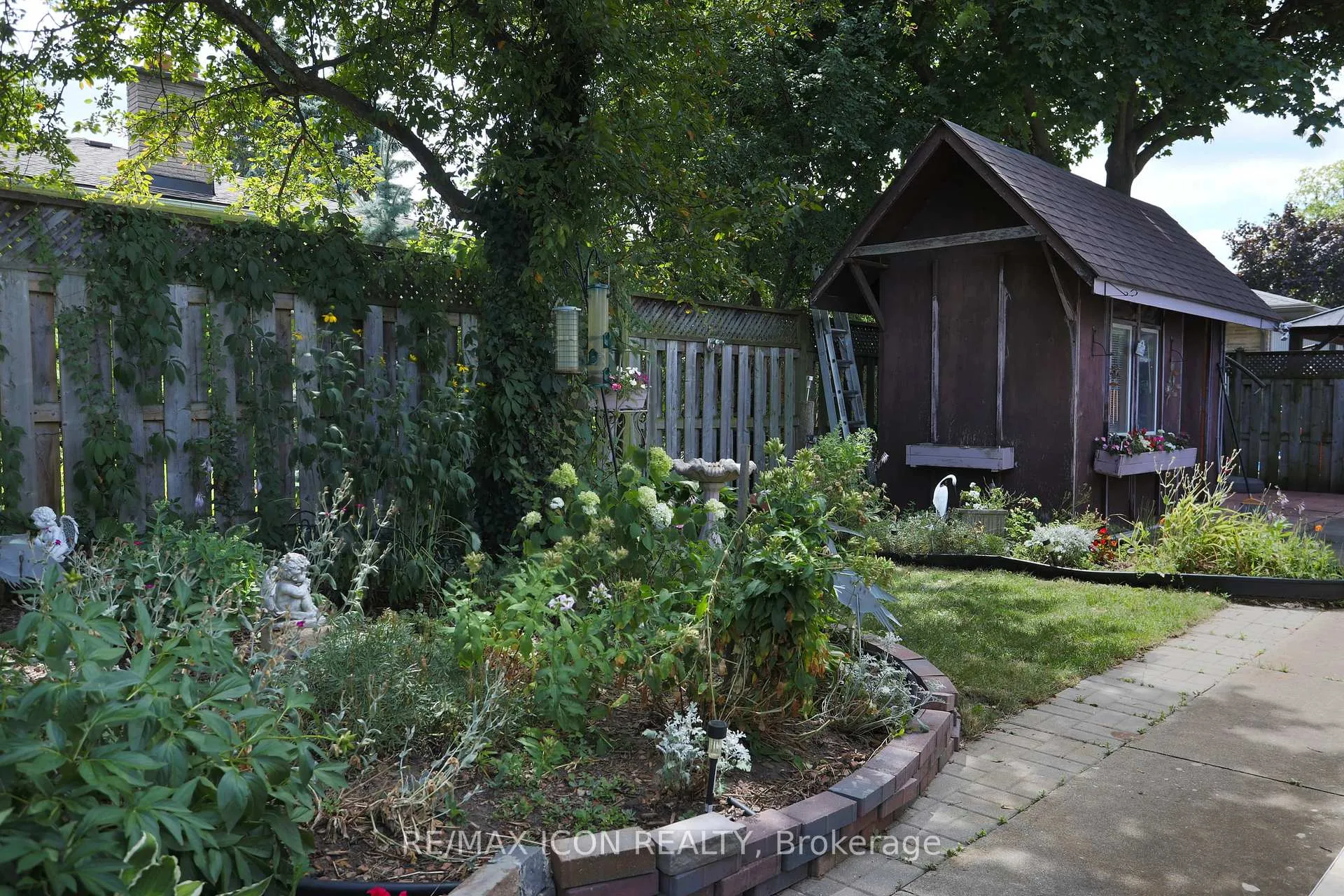 Photo 30 of 107 Roseneath Crescent, Kitchener — HOMEH