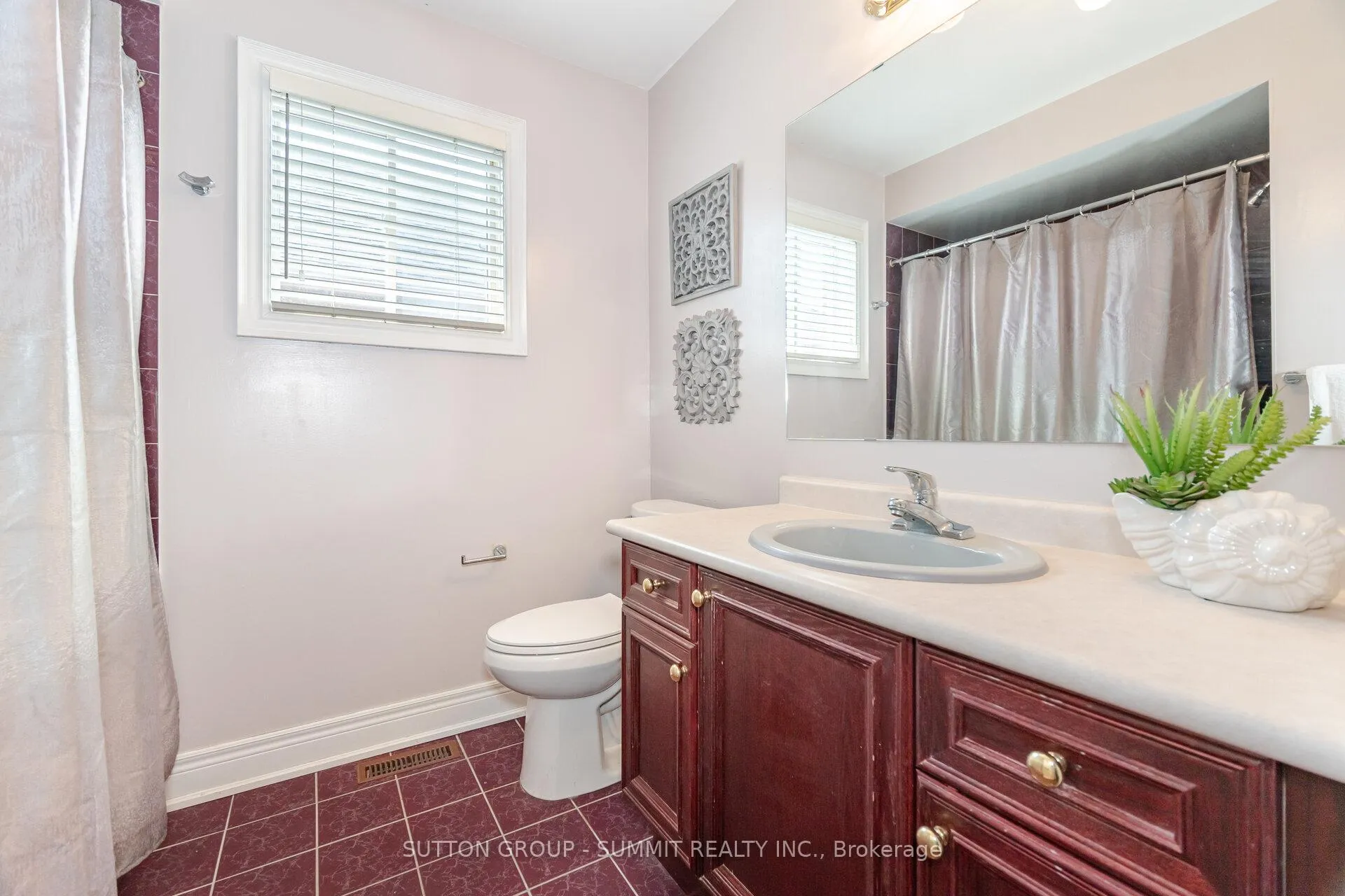 Photo 30 of 34 Ventana Way, Vaughan, Sonoma Heights — HOMEH