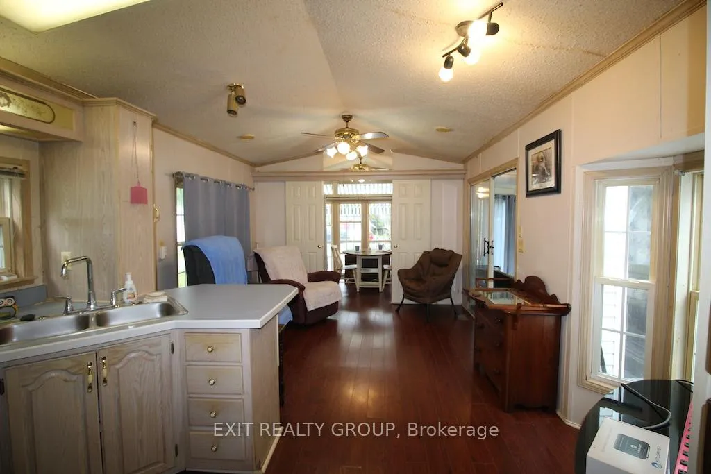 Photo 13 of Unit 29, 116 Cedardale Road, Brighton, Rural Brighton — HOMEH