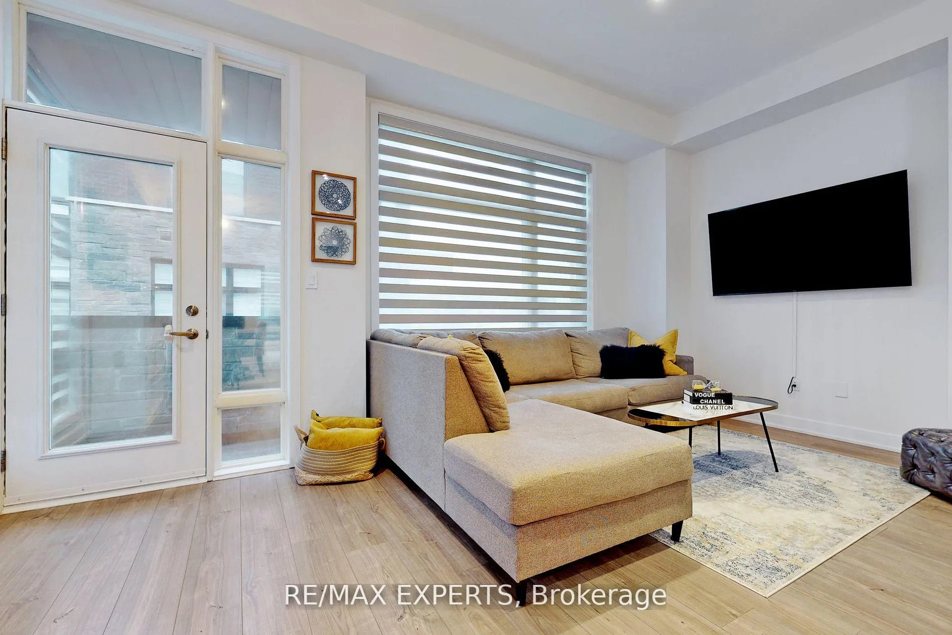 Photo 7 of 54 Carpaccio Avenue, Vaughan, Vellore Village — HOMEH