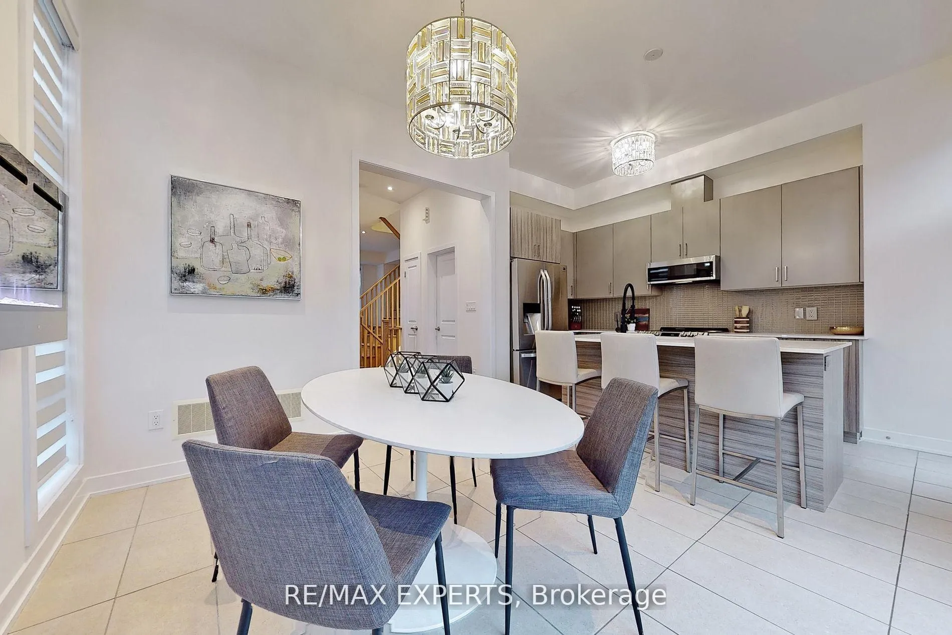 Photo 15 of 54 Carpaccio Avenue, Vaughan, Vellore Village — HOMEH