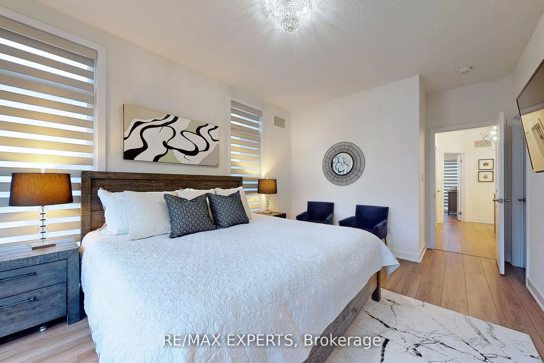 Photo 19 of 54 Carpaccio Avenue, Vaughan, Vellore Village — HOMEH