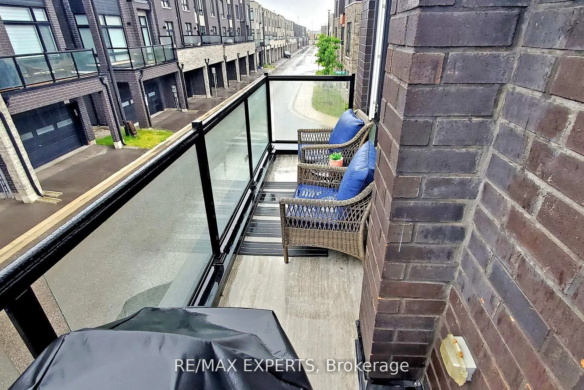 Photo 30 of 54 Carpaccio Avenue, Vaughan, Vellore Village — HOMEH