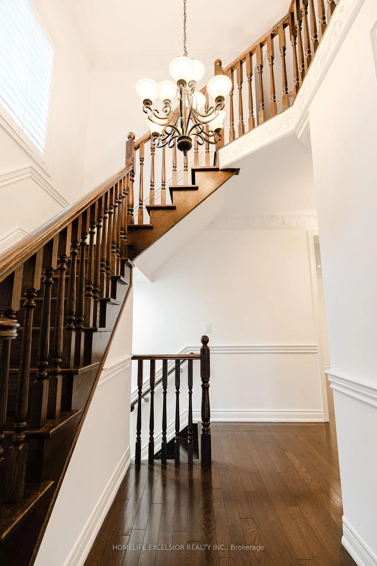 Photo 7 of 10 Kentview Crescent, Markham, Box Grove — HOMEH