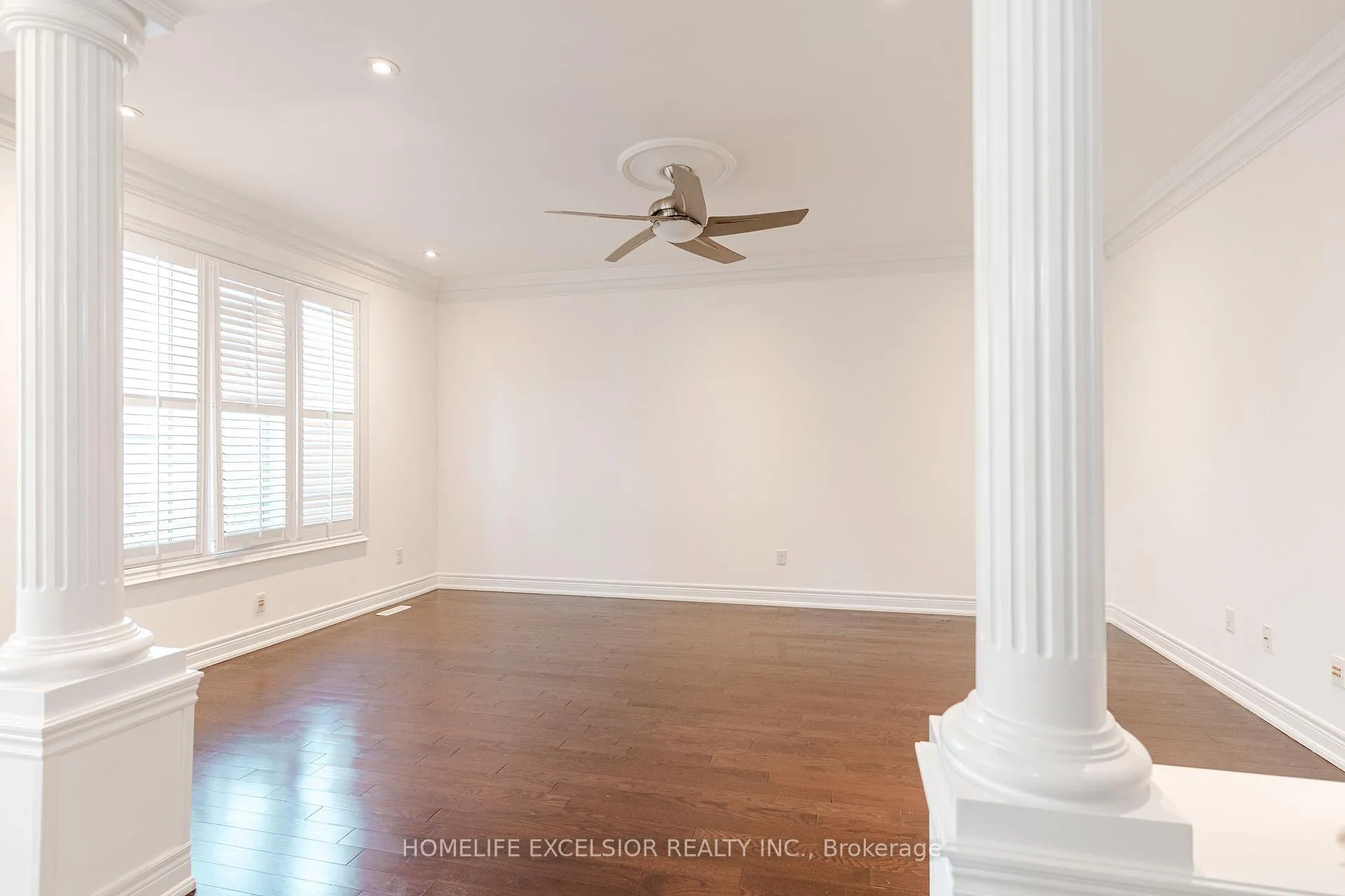 Photo 15 of 10 Kentview Crescent, Markham, Box Grove — HOMEH
