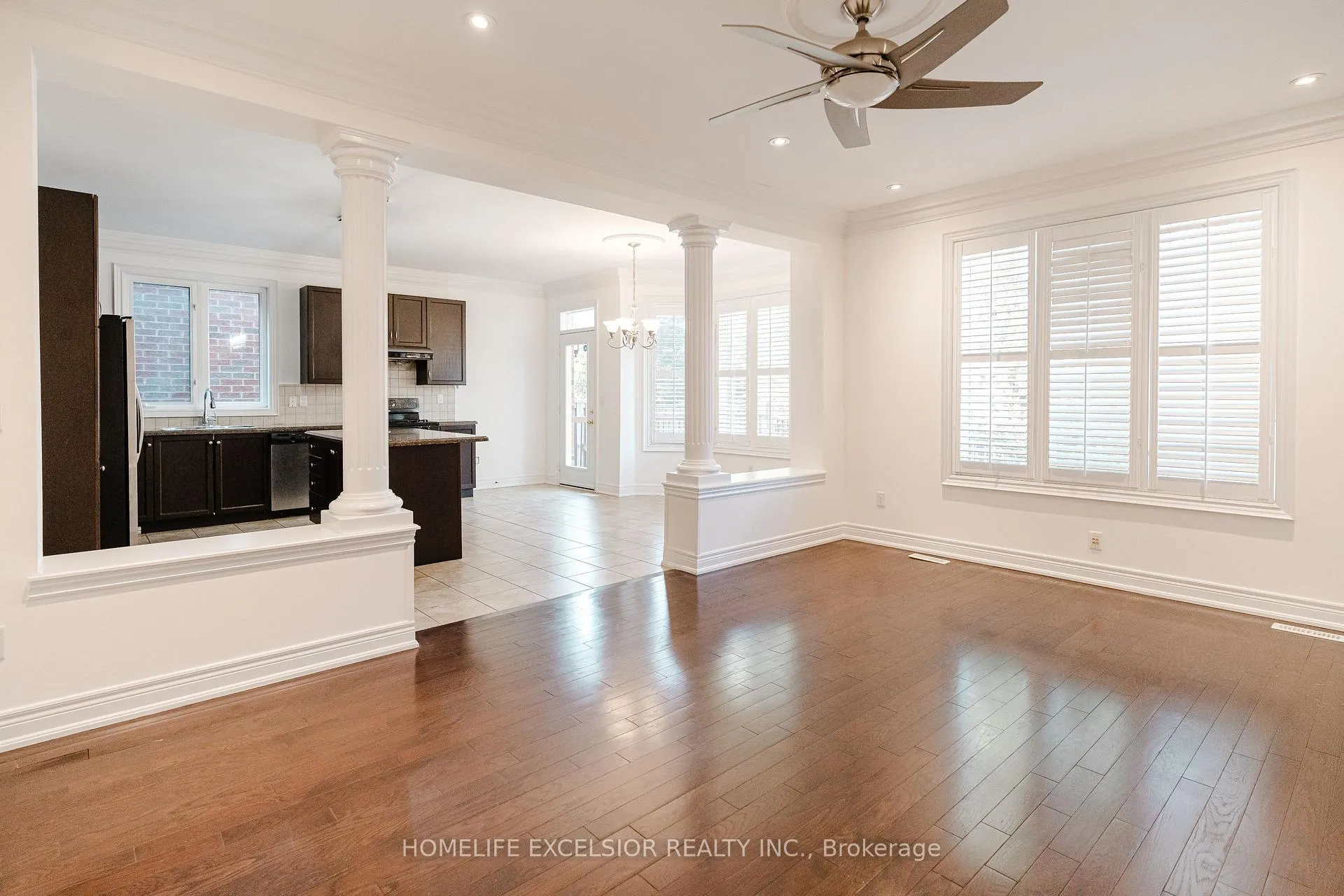 Photo 17 of 10 Kentview Crescent, Markham, Box Grove — HOMEH