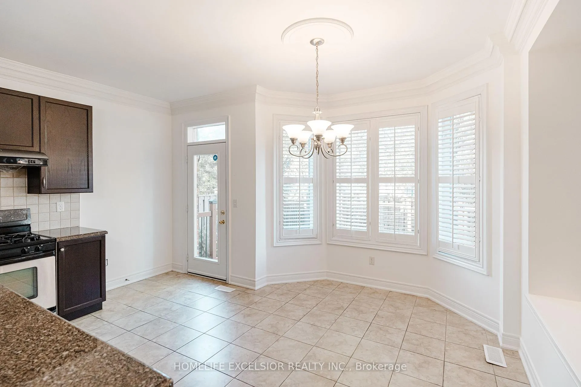 Photo 22 of 10 Kentview Crescent, Markham, Box Grove — HOMEH