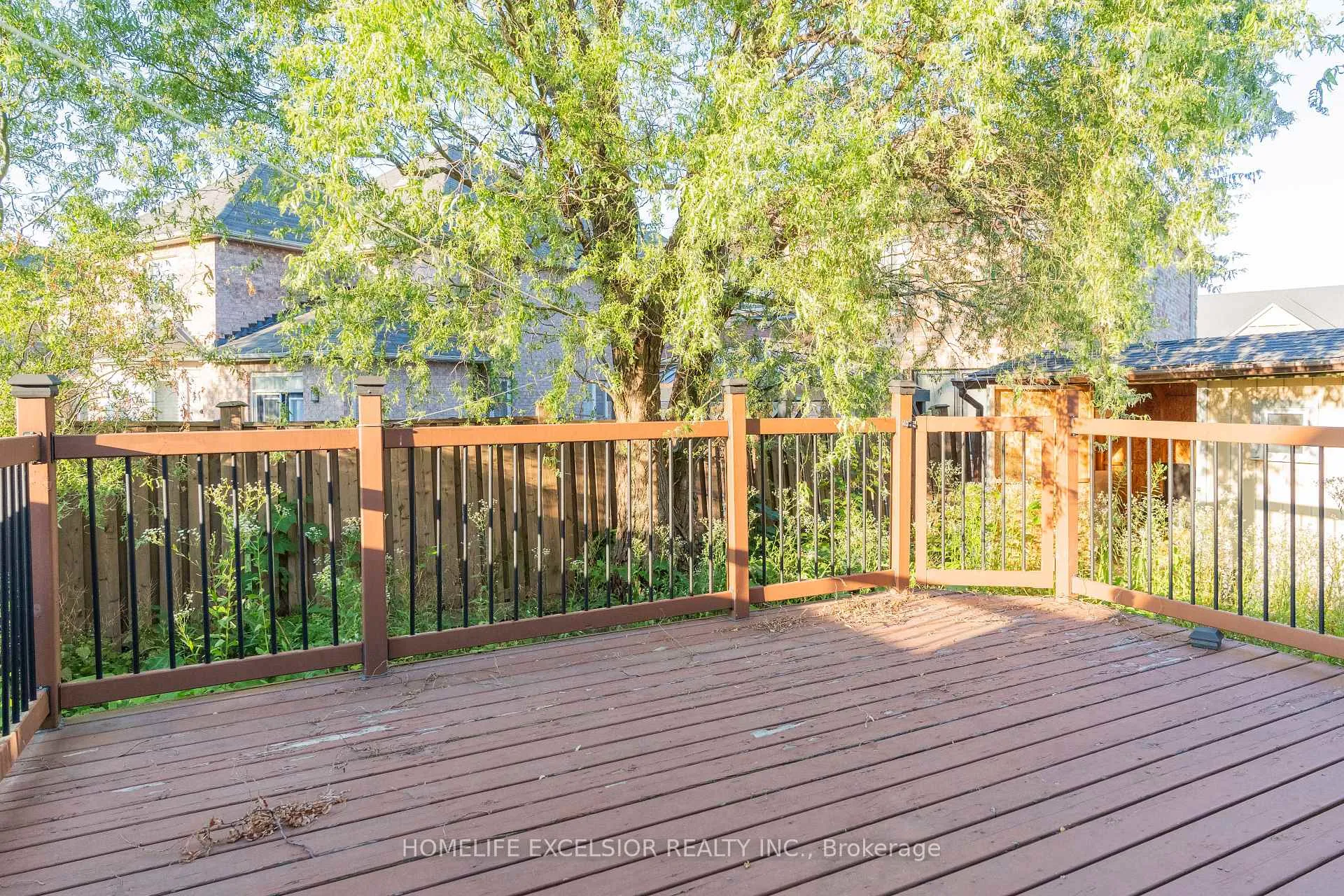 Photo 23 of 10 Kentview Crescent, Markham, Box Grove — HOMEH