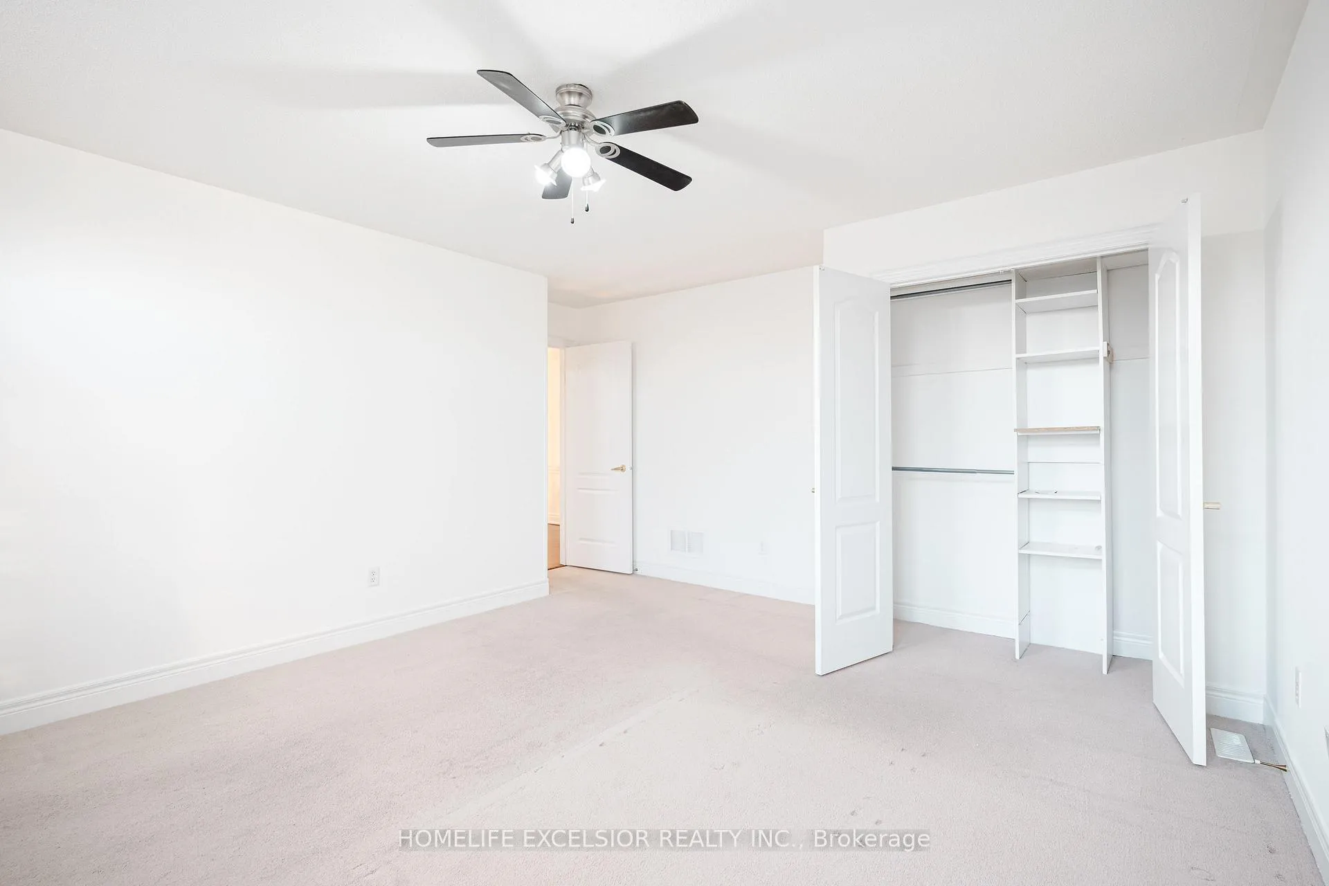 Photo 30 of 10 Kentview Crescent, Markham, Box Grove — HOMEH