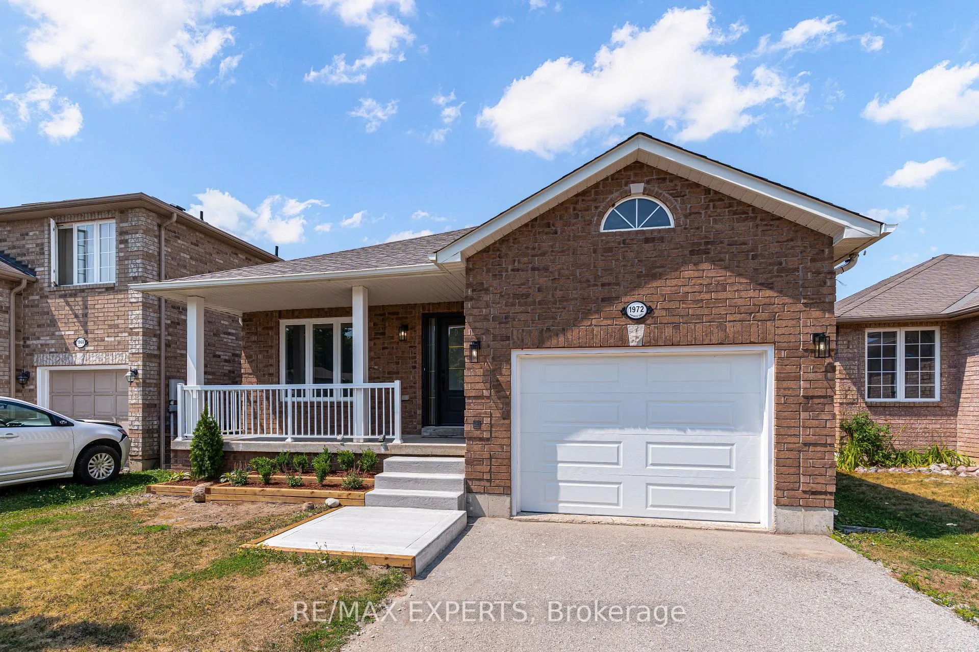 Photo 1 of 1972 Prince Court, Innisfil, Alcona — HOMEH