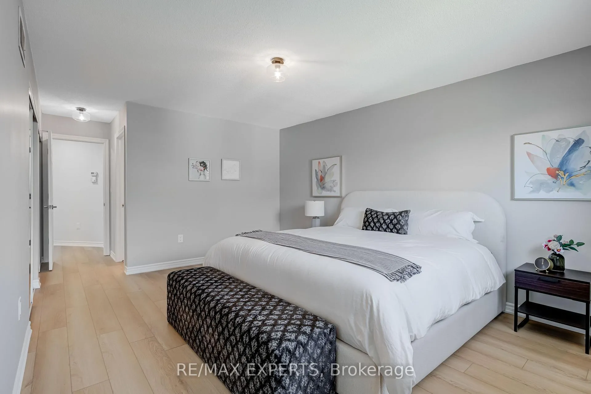 Photo 24 of 1972 Prince Court, Innisfil, Alcona — HOMEH