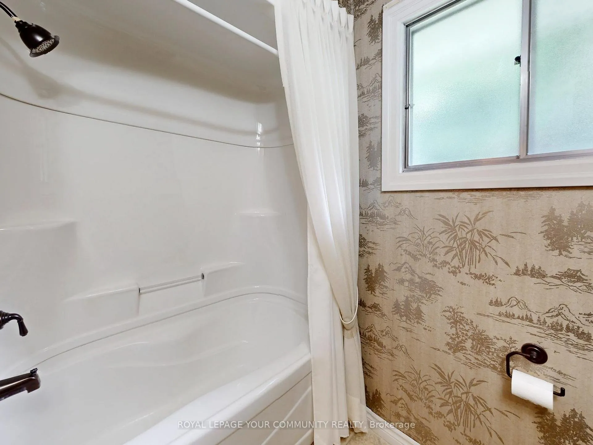 Photo 33 of 45 Squire Baker's Lane, Markham, Sherwood-Amberglen — HOMEH