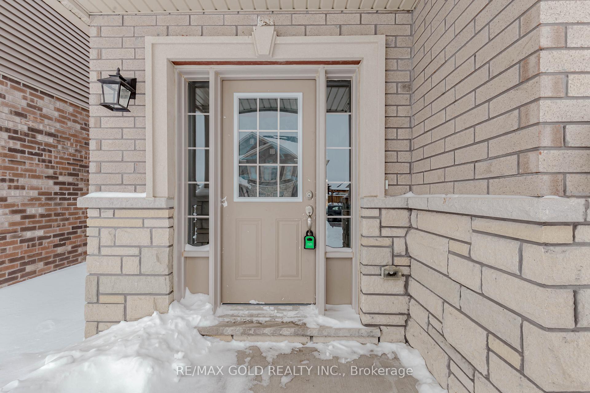 Photo 3 of 78 Scenic Ridge Gate, Brant, Paris — HOMEH