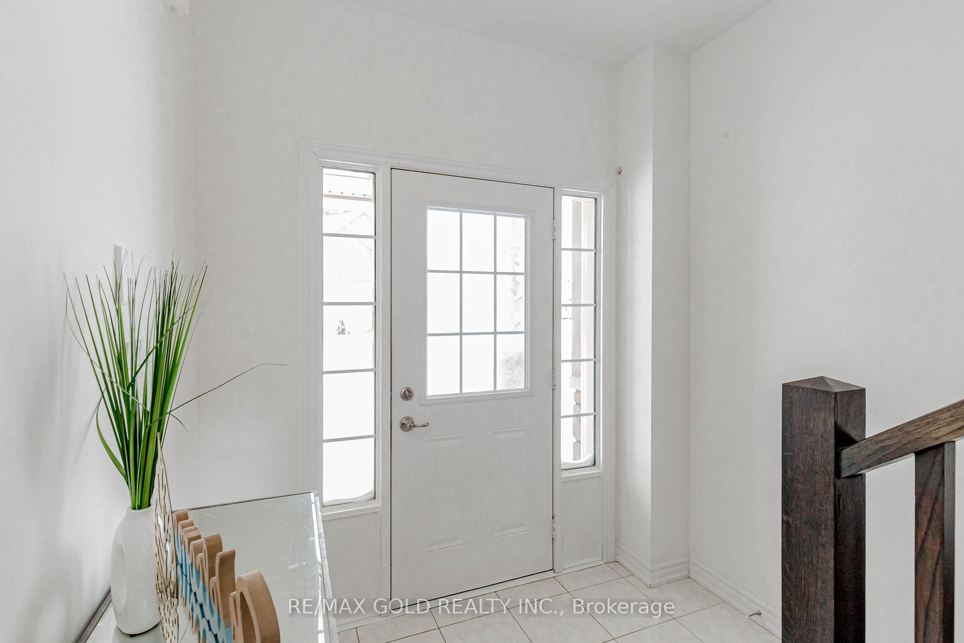 Photo 4 of 78 Scenic Ridge Gate, Brant, Paris — HOMEH