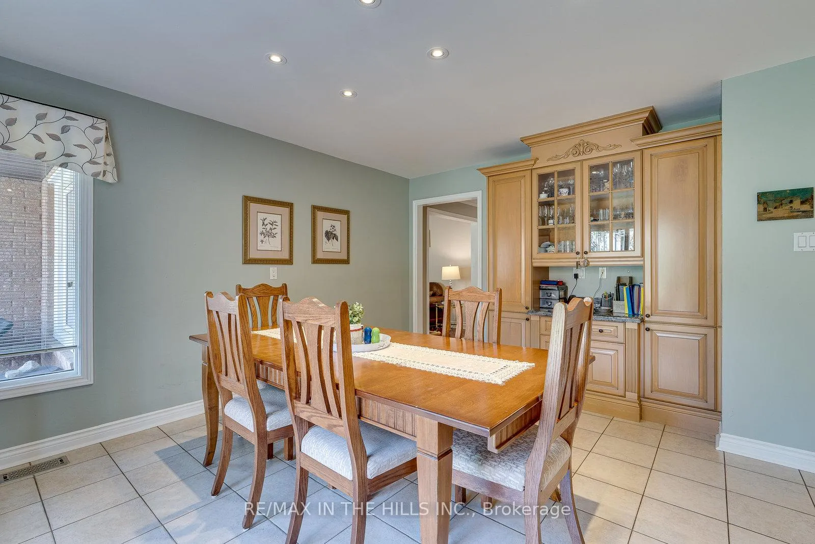 Photo 16 of 275 Triton Avenue, Vaughan, West Woodbridge — HOMEH