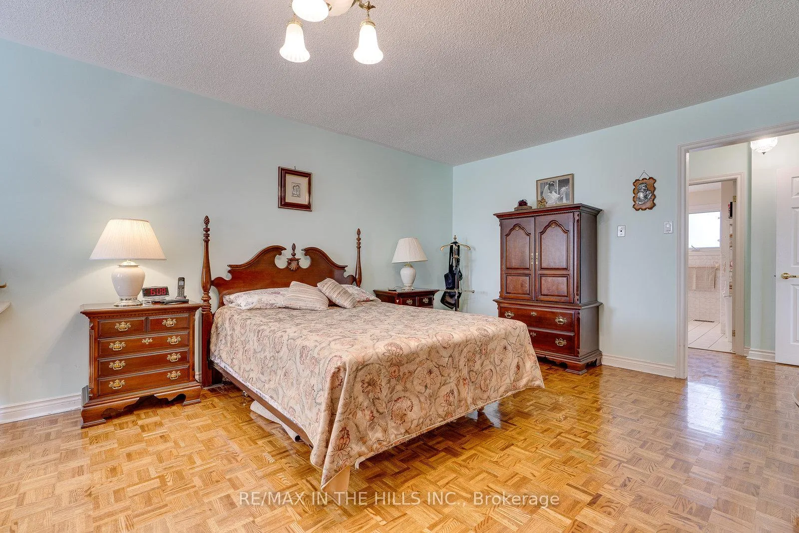 Photo 18 of 275 Triton Avenue, Vaughan, West Woodbridge — HOMEH