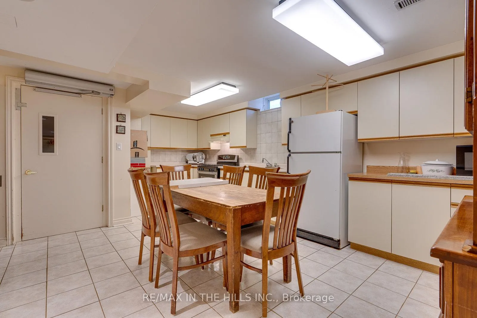 Photo 26 of 275 Triton Avenue, Vaughan, West Woodbridge — HOMEH
