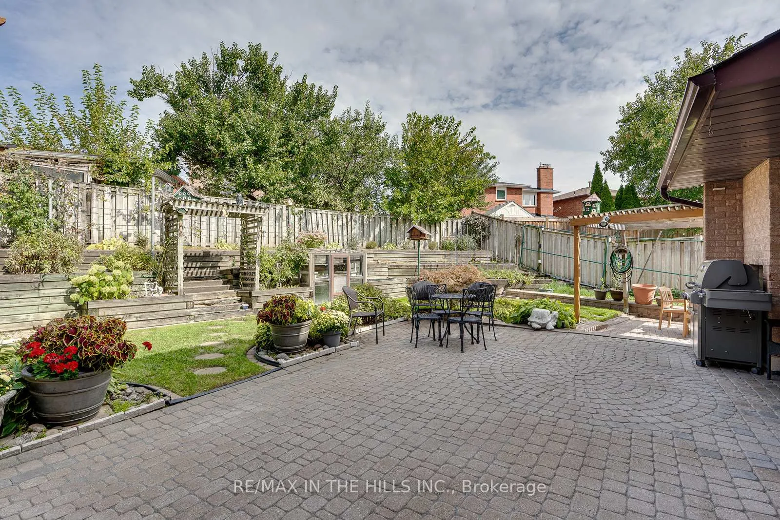 Photo 35 of 275 Triton Avenue, Vaughan, West Woodbridge — HOMEH