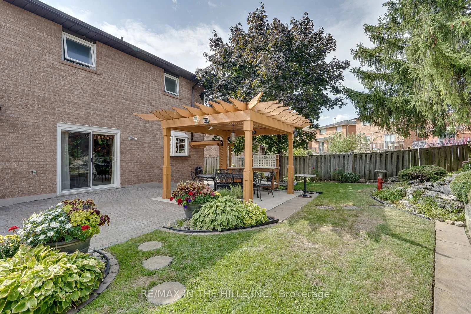 Photo 38 of 275 Triton Avenue, Vaughan, West Woodbridge — HOMEH