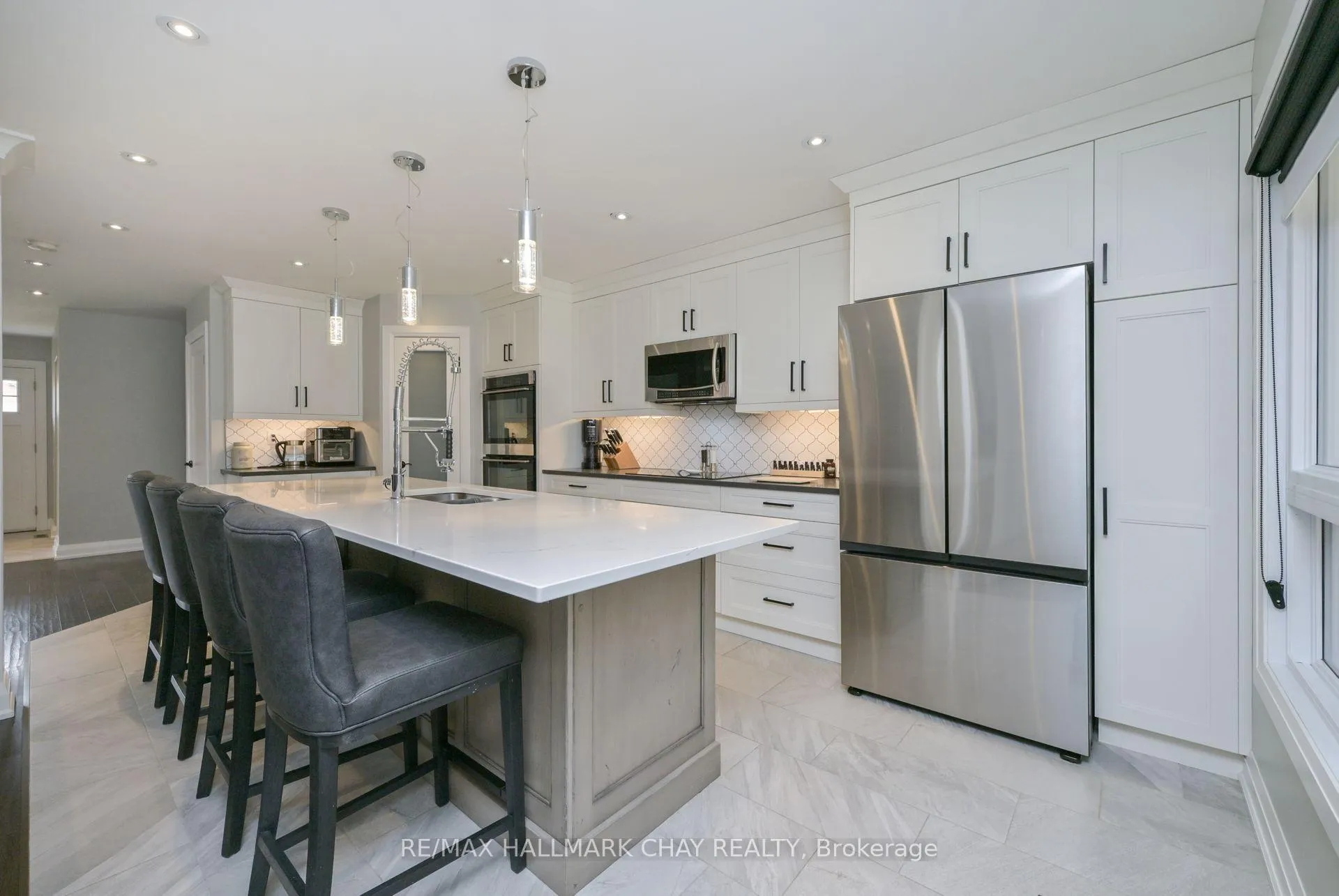 Photo 7 of 135 Heydon Avenue, New Tecumseth, Alliston — HOMEH