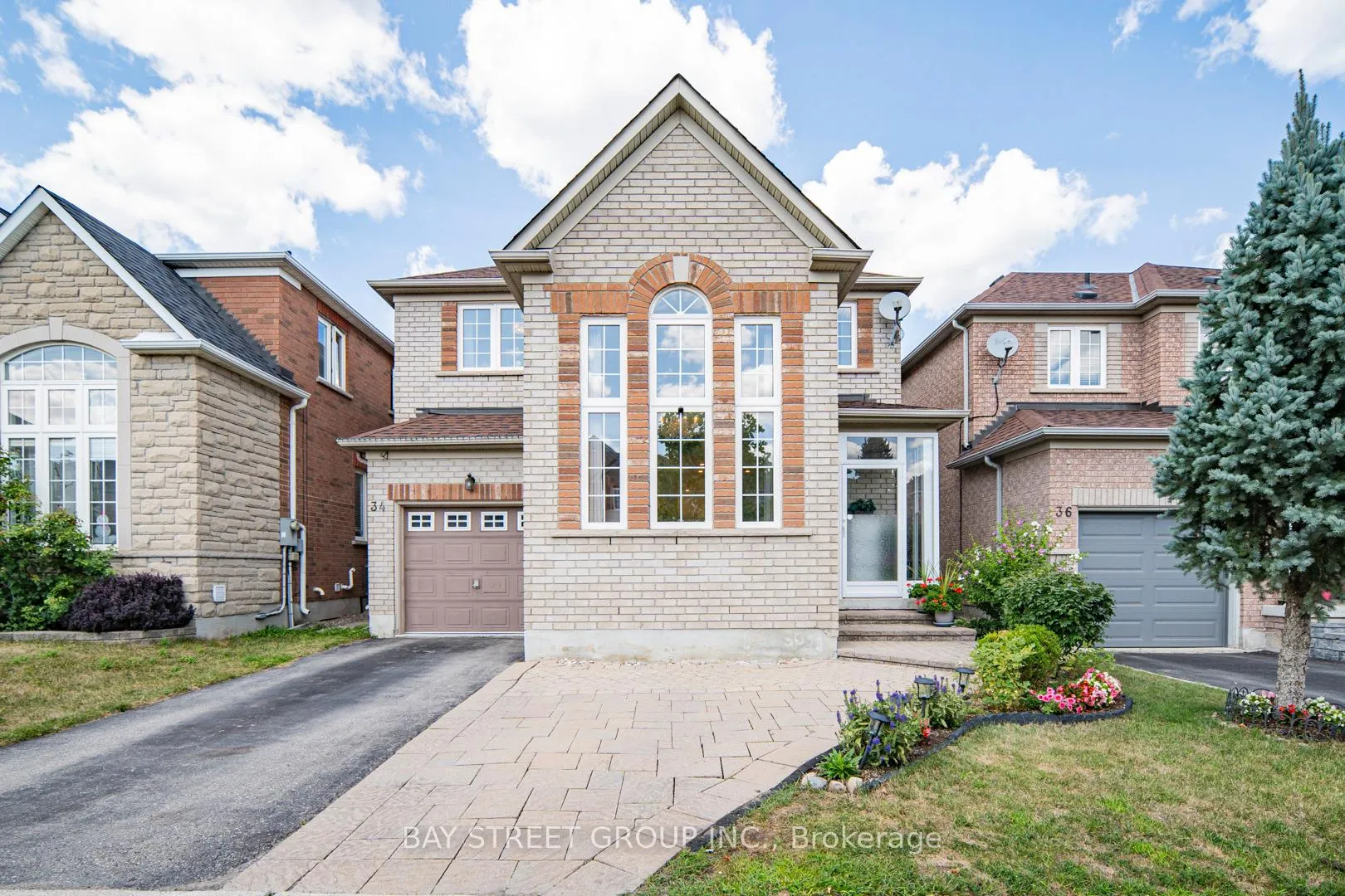 Photo 1 of 34 Greengage Street, Markham, Greensborough — HOMEH