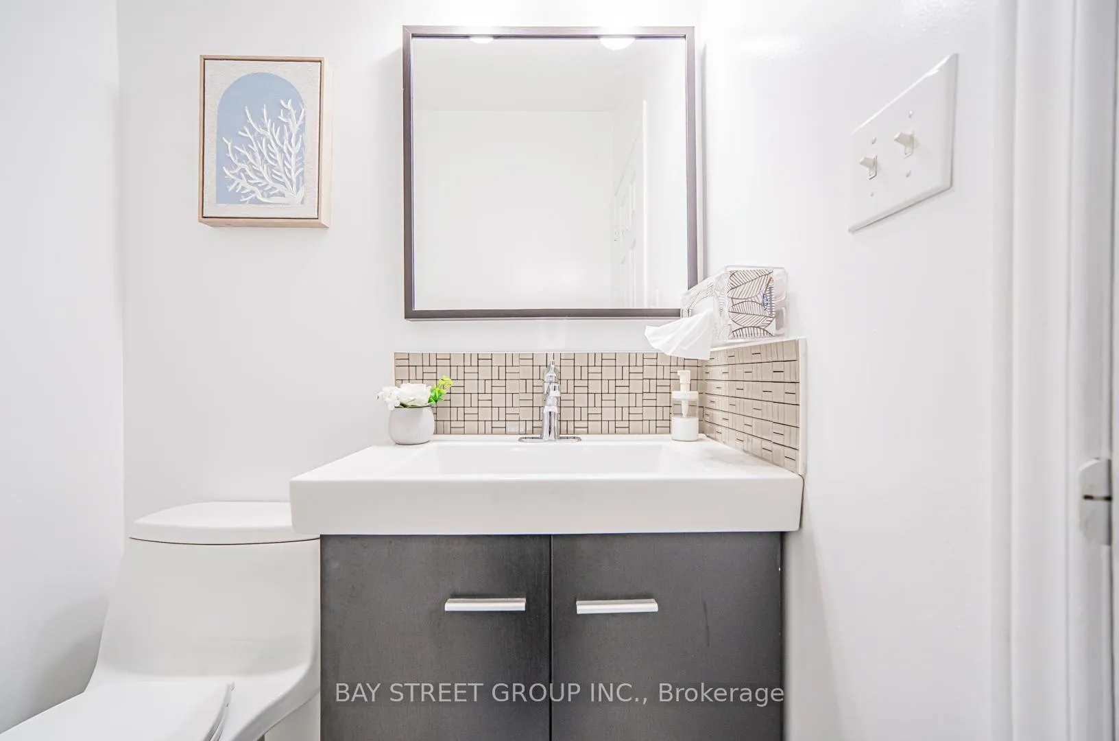 Photo 13 of 34 Greengage Street, Markham, Greensborough — HOMEH