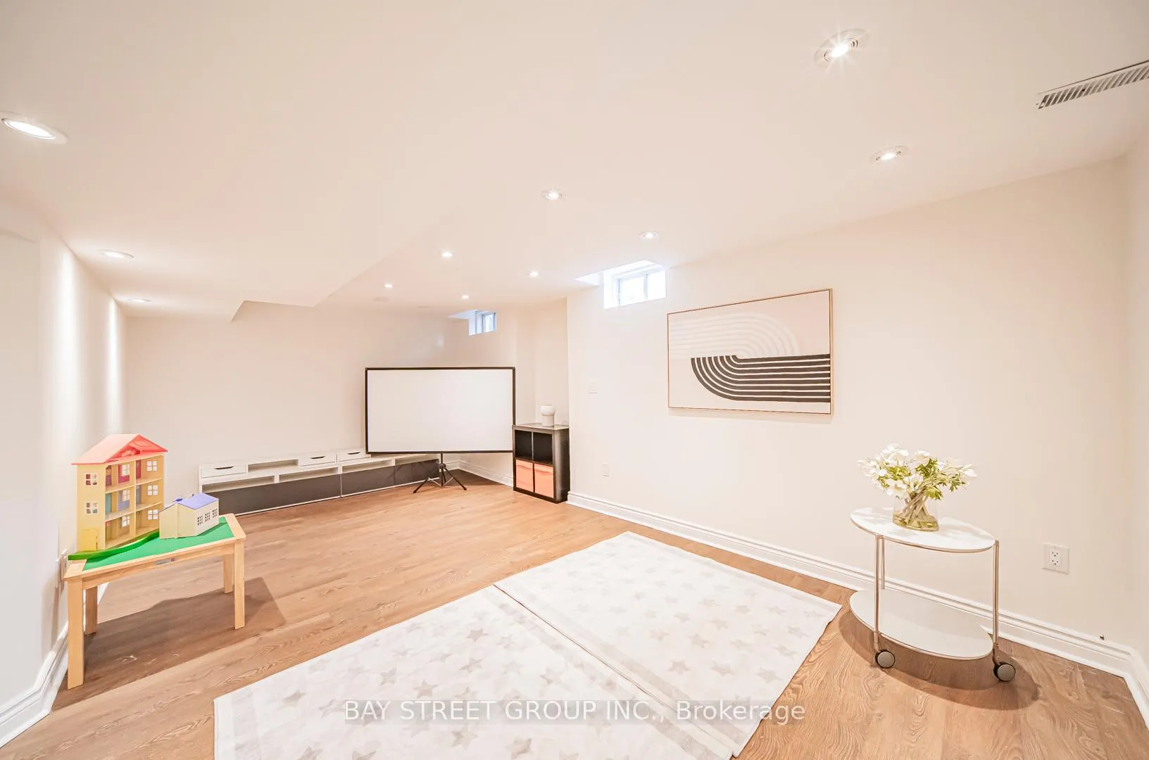 Photo 42 of 34 Greengage Street, Markham, Greensborough — HOMEH