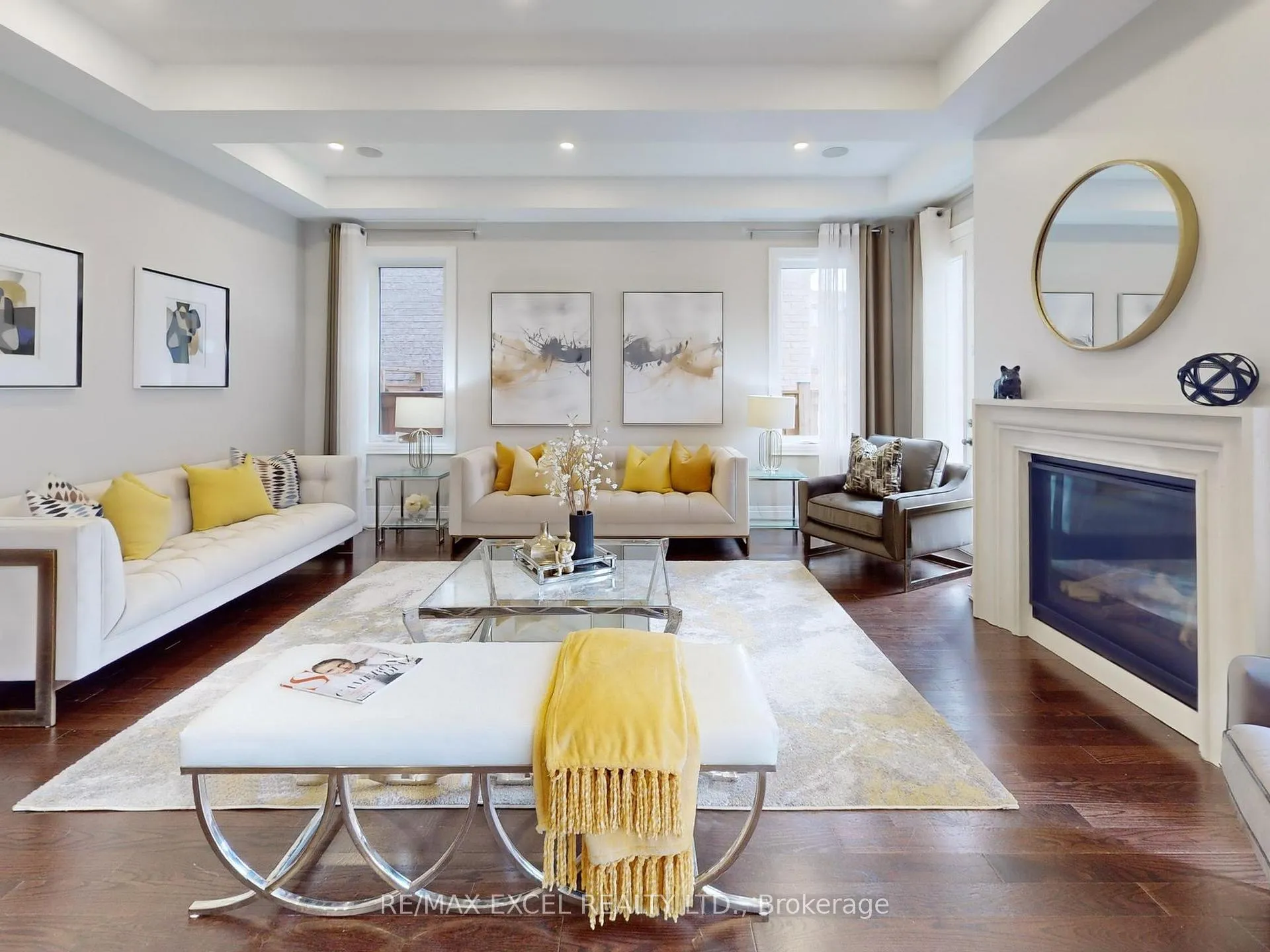Photo 3 of 101 Farrell Road, Vaughan, Patterson — HOMEH