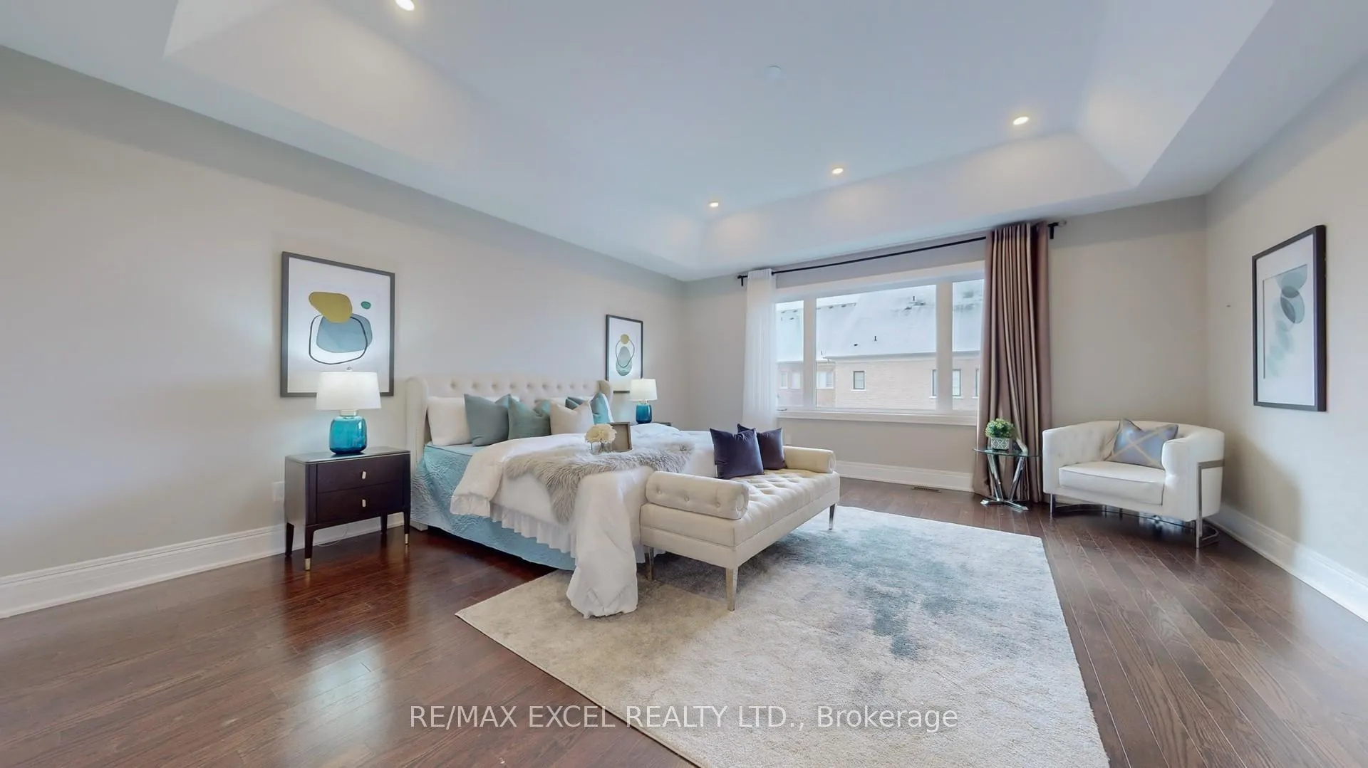 Photo 19 of 101 Farrell Road, Vaughan, Patterson — HOMEH