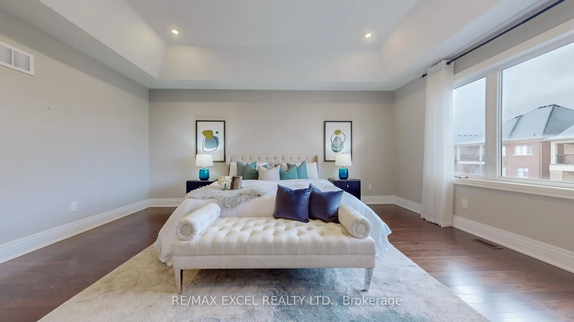 Photo 20 of 101 Farrell Road, Vaughan, Patterson — HOMEH