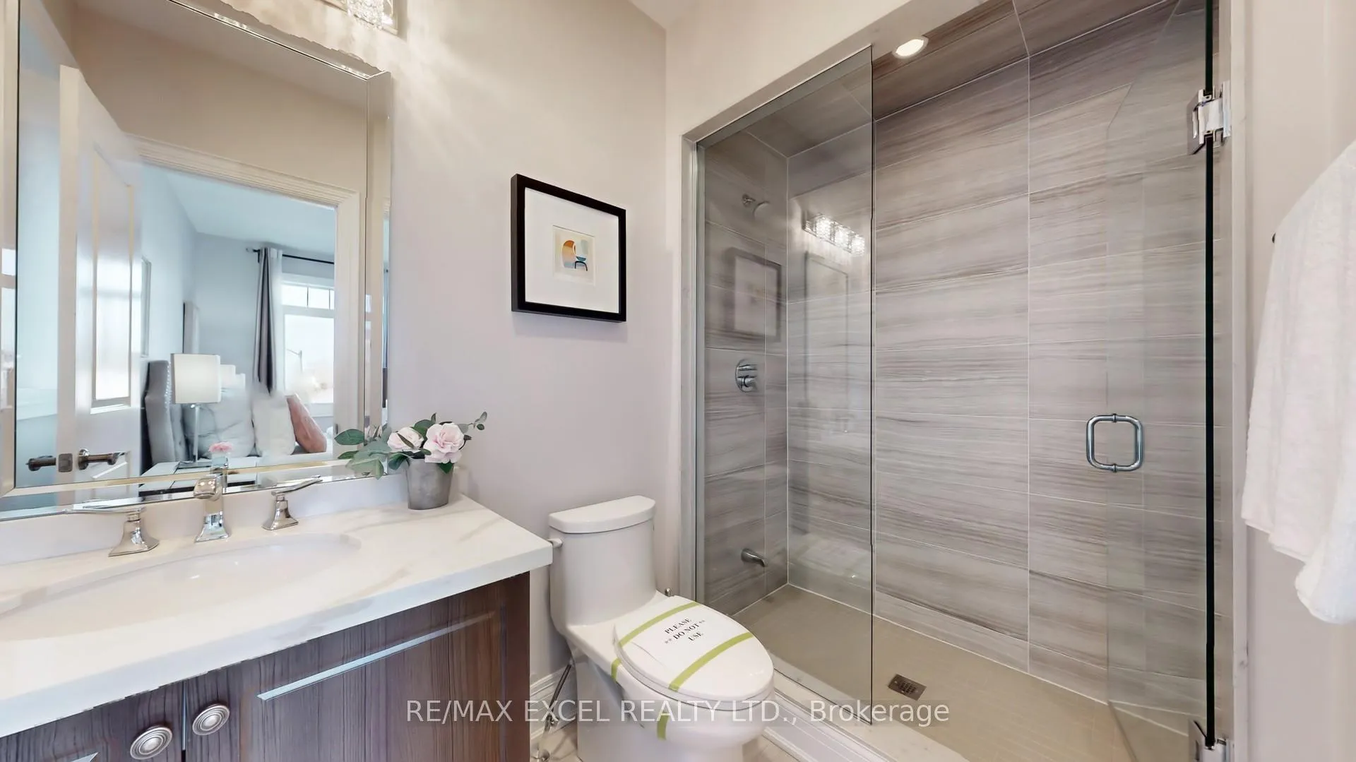 Photo 31 of 101 Farrell Road, Vaughan, Patterson — HOMEH
