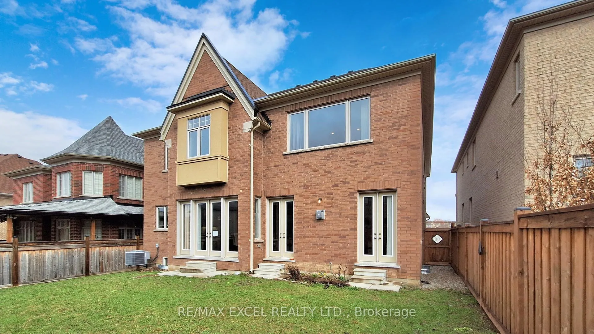 Photo 36 of 101 Farrell Road, Vaughan, Patterson — HOMEH