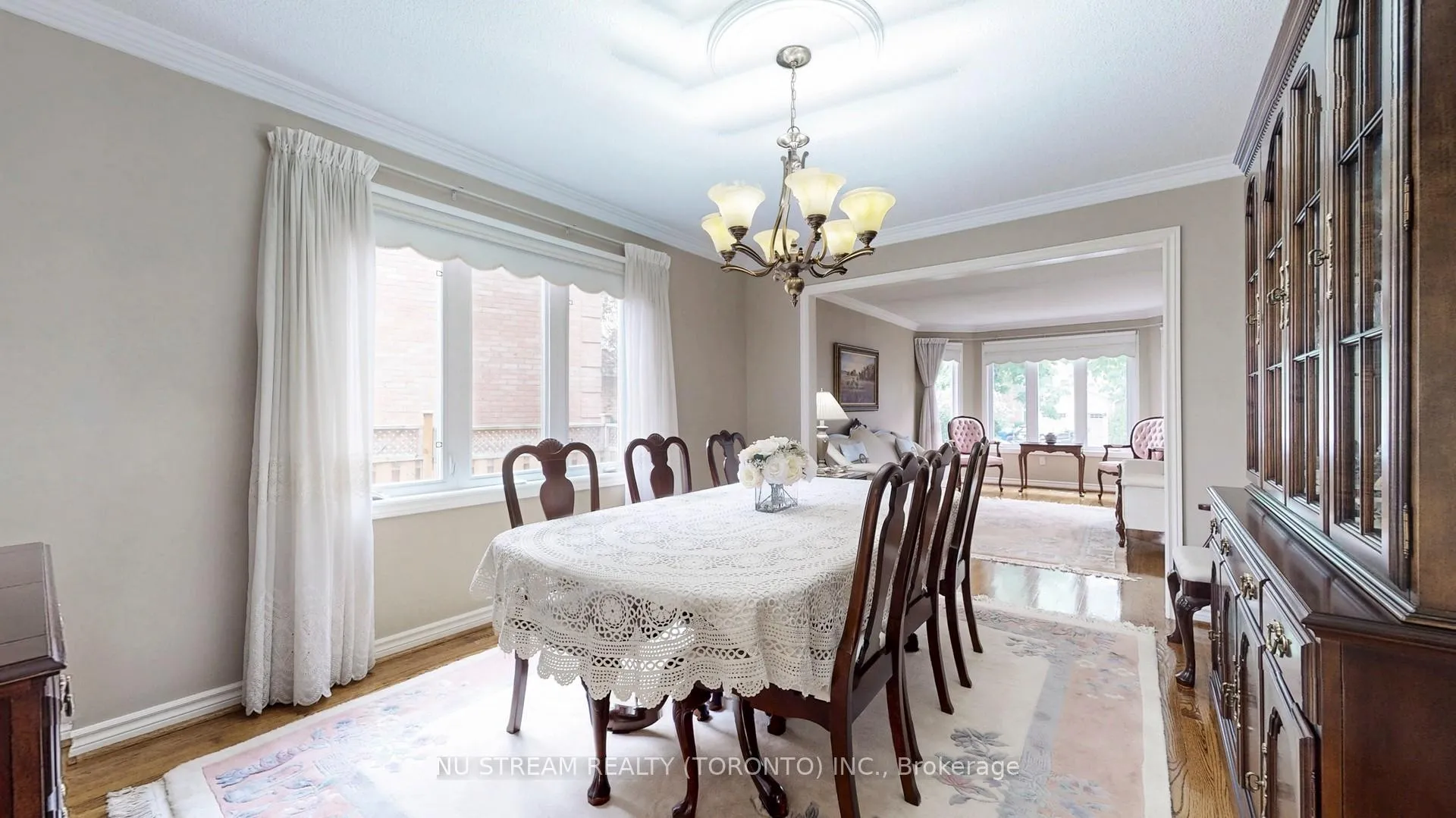 Photo 11 of 11 Quantz Court, Markham, Buttonville — HOMEH