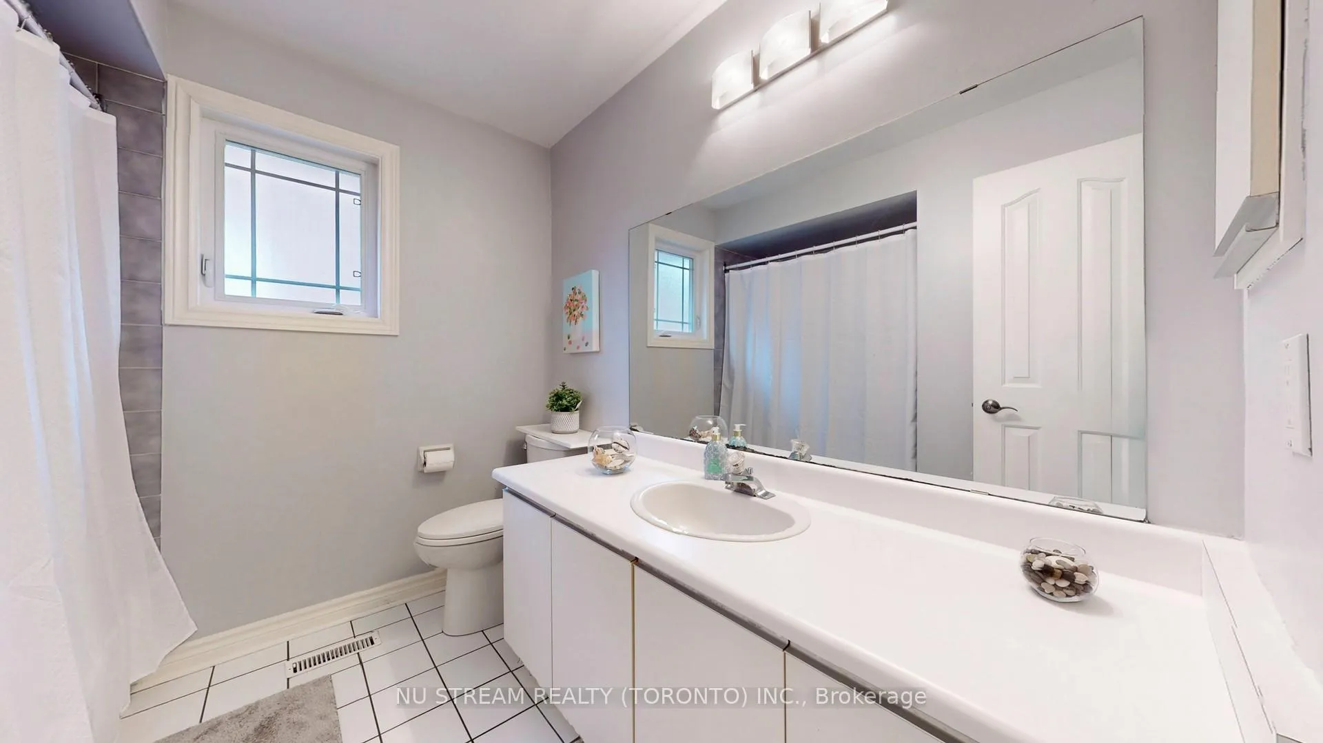 Photo 29 of 11 Quantz Court, Markham, Buttonville — HOMEH