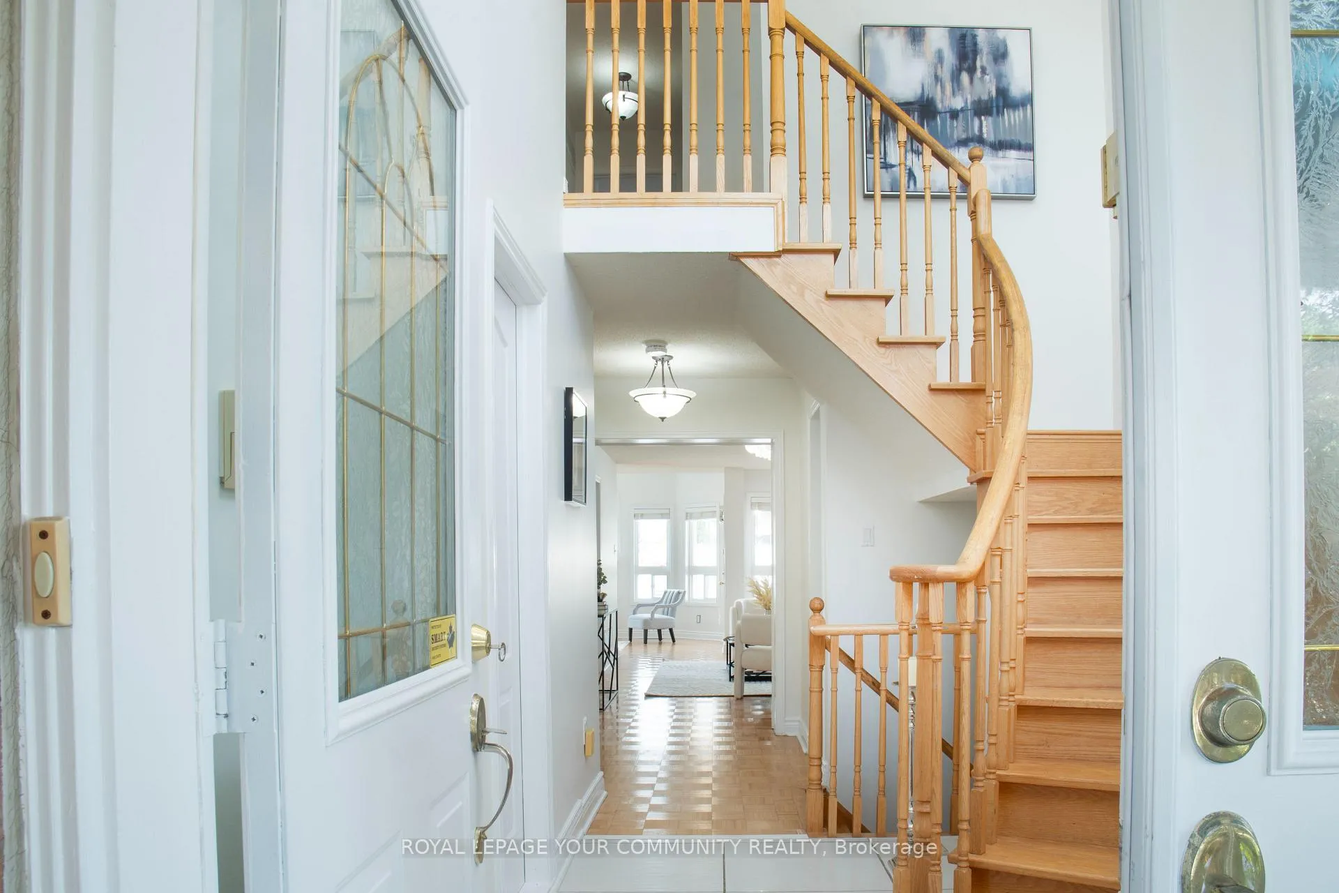 Photo 11 of 80 Eddington Place, Vaughan, Maple — HOMEH