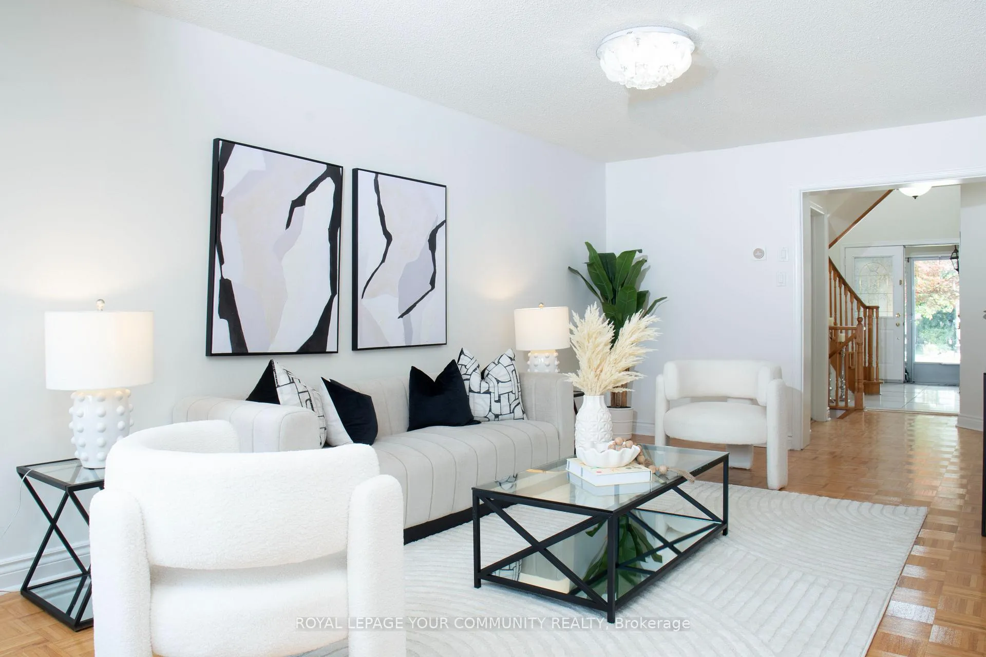 Photo 14 of 80 Eddington Place, Vaughan, Maple — HOMEH