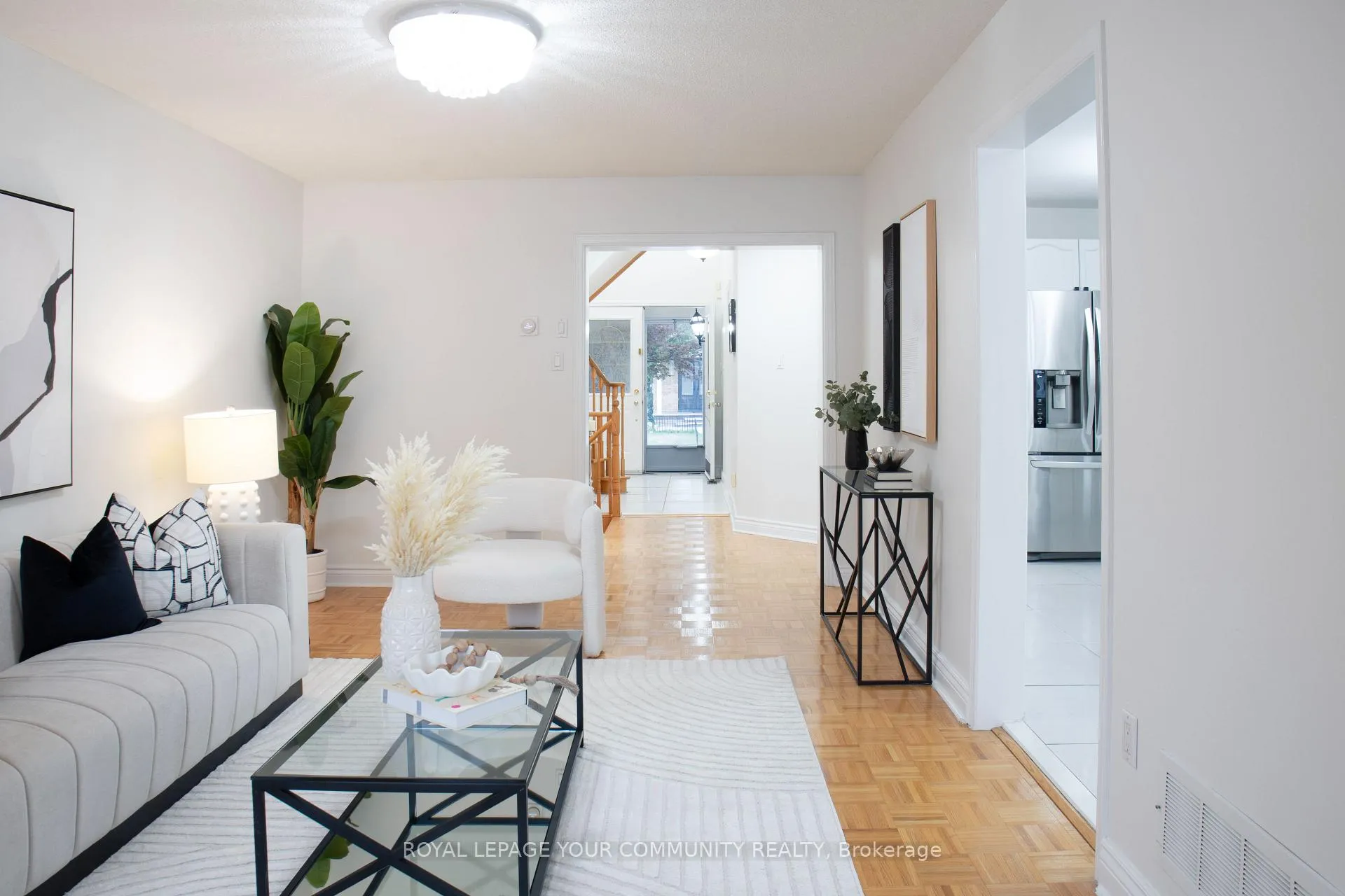 Photo 19 of 80 Eddington Place, Vaughan, Maple — HOMEH