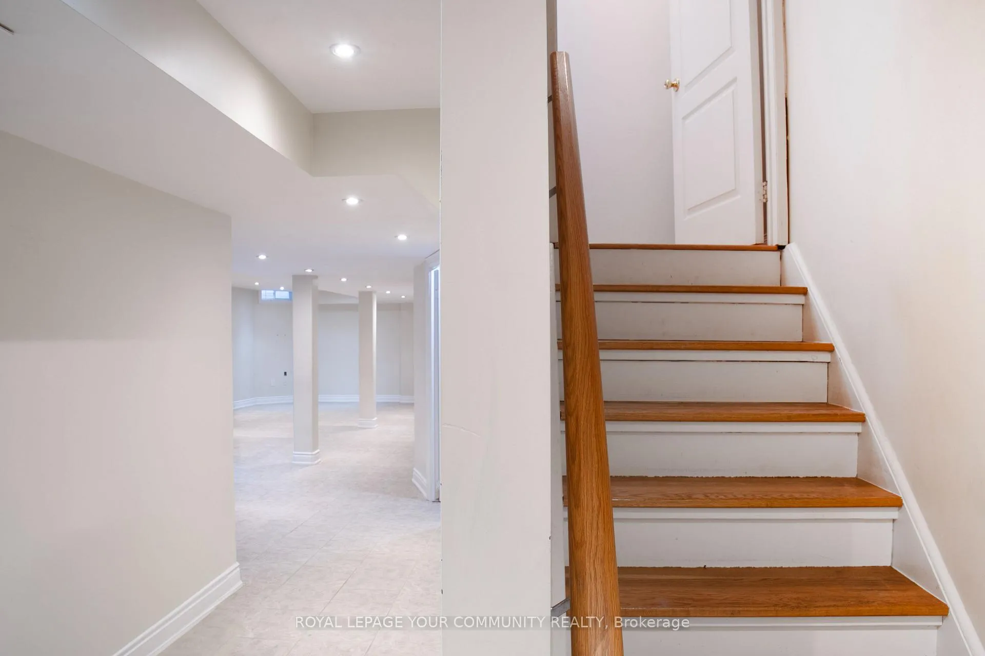 Photo 39 of 80 Eddington Place, Vaughan, Maple — HOMEH