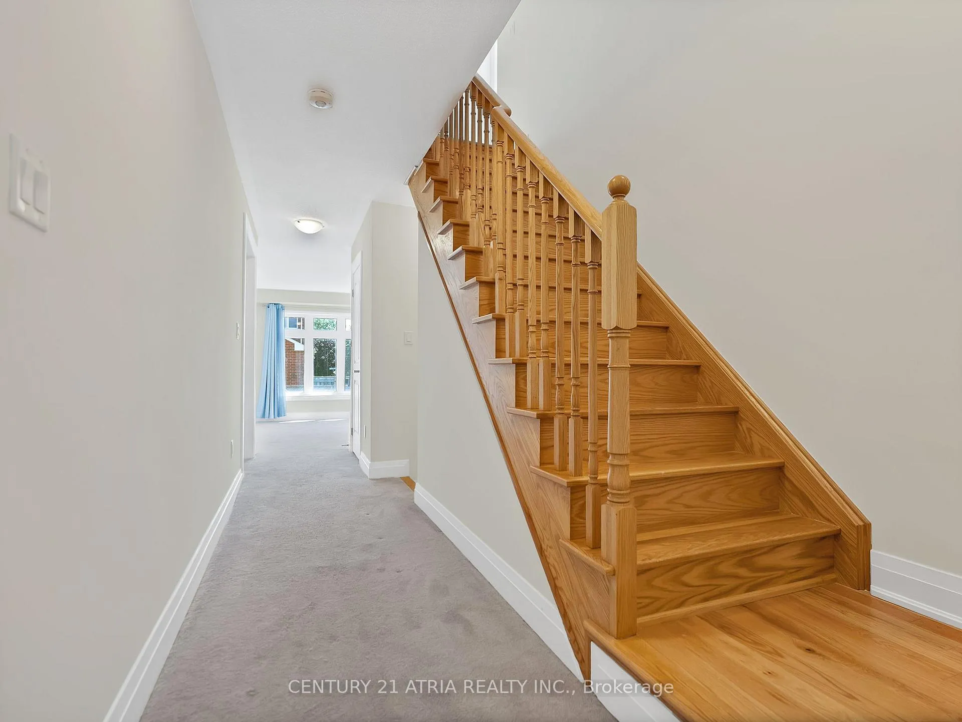 Photo 9 of 101 Gridiron Gate, Vaughan, Vellore Village — HOMEH