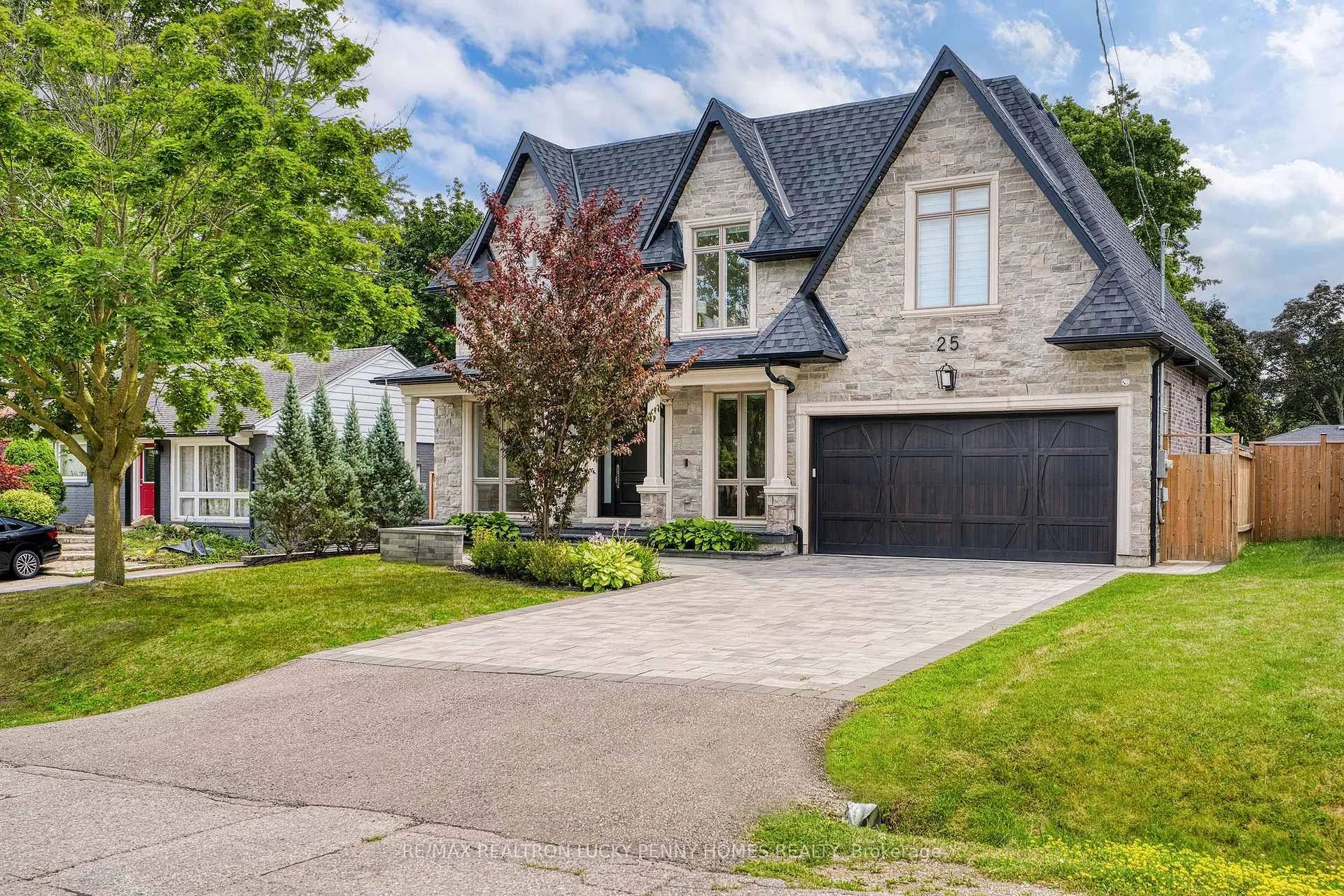 Photo 1 of 25 Talisman Crescent, Markham, Old Markham Village — HOMEH
