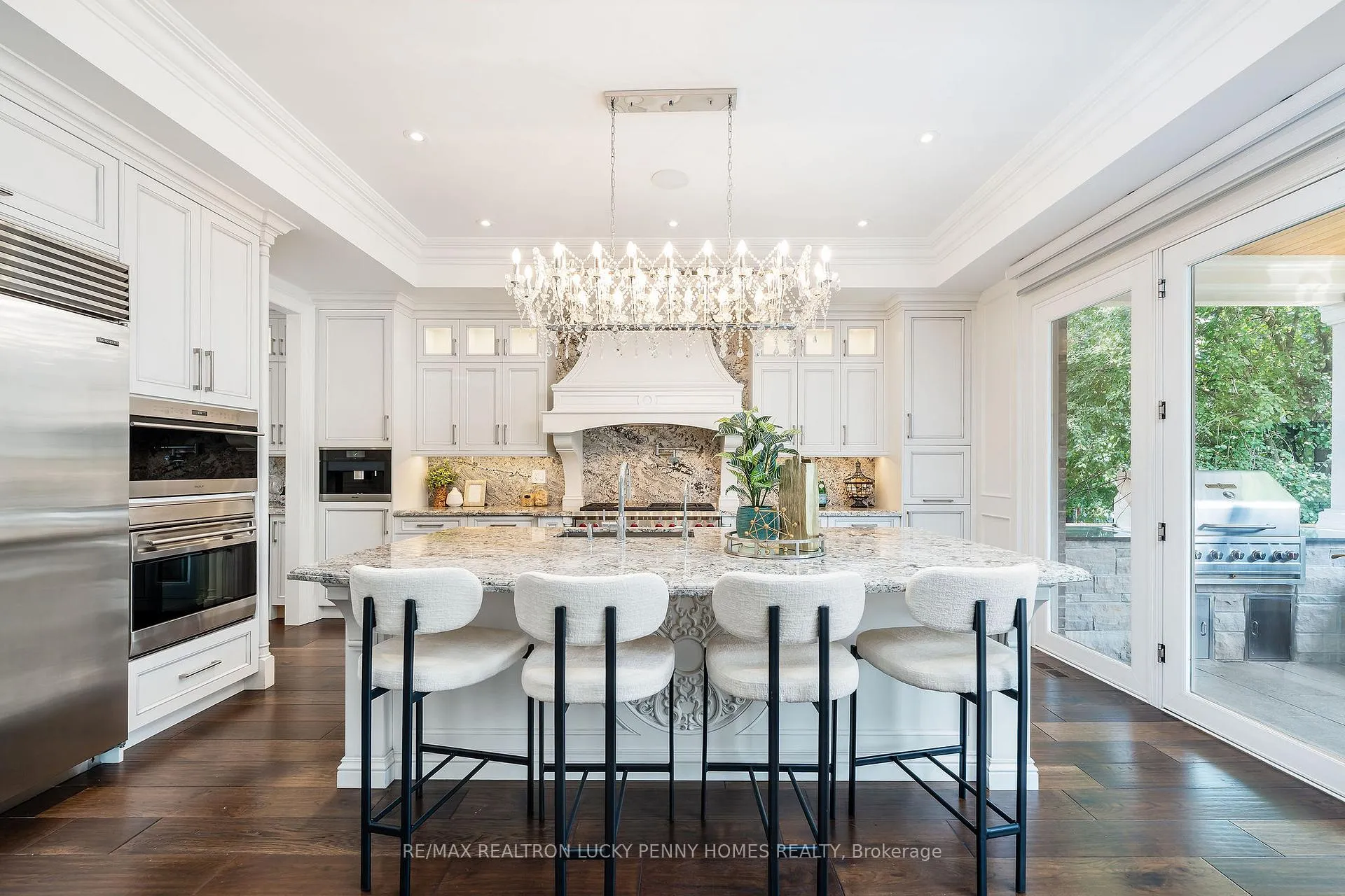 Photo 10 of 25 Talisman Crescent, Markham, Old Markham Village — HOMEH