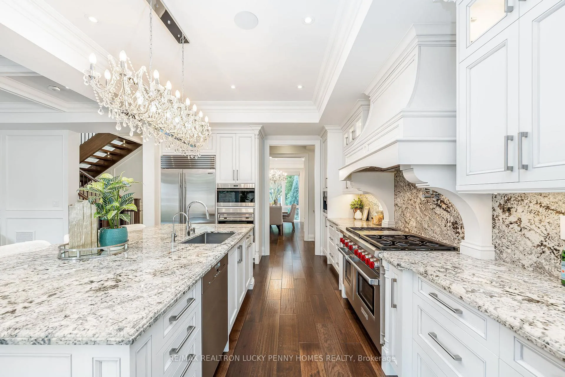 Photo 12 of 25 Talisman Crescent, Markham, Old Markham Village — HOMEH