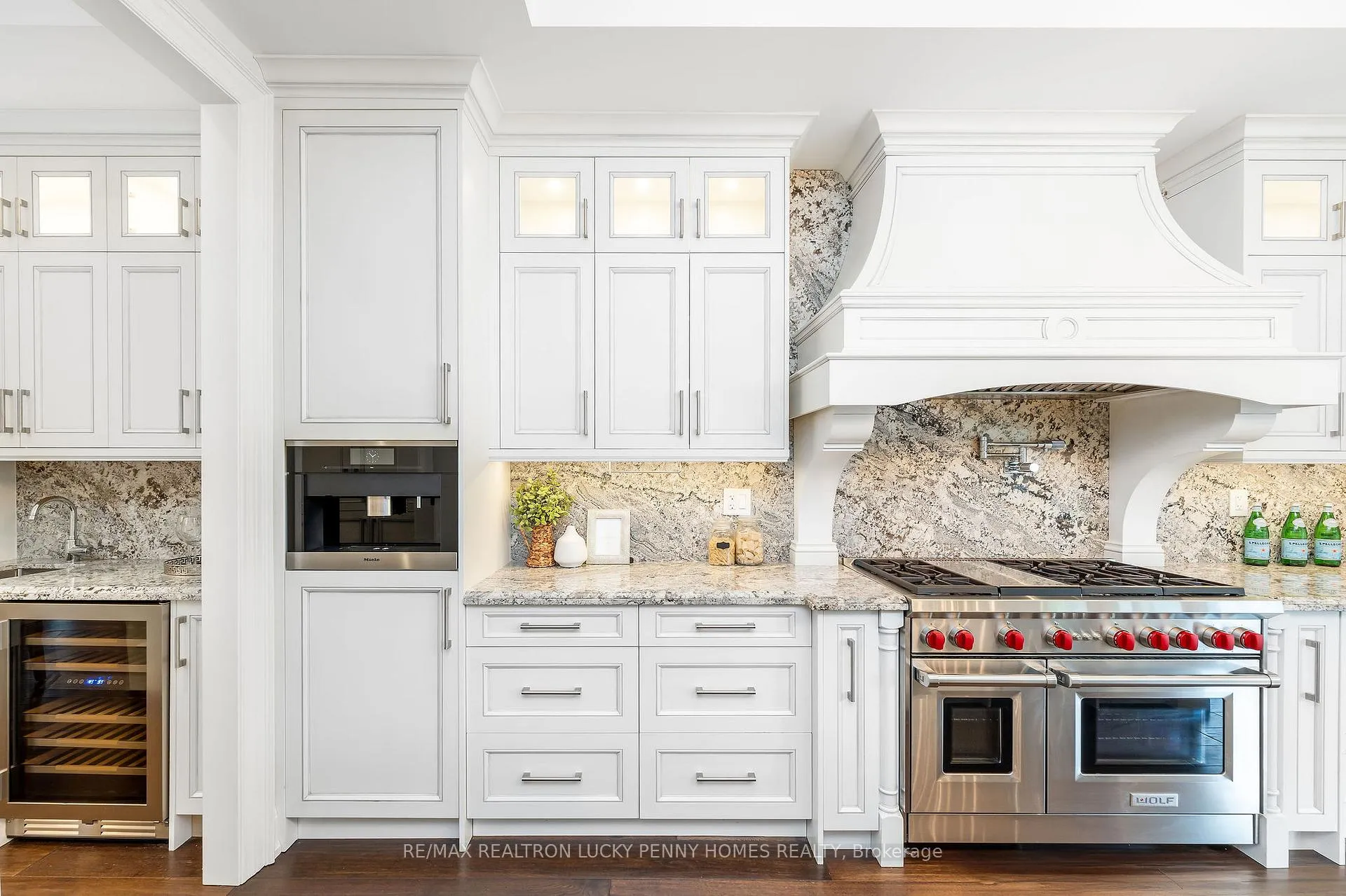 Photo 14 of 25 Talisman Crescent, Markham, Old Markham Village — HOMEH