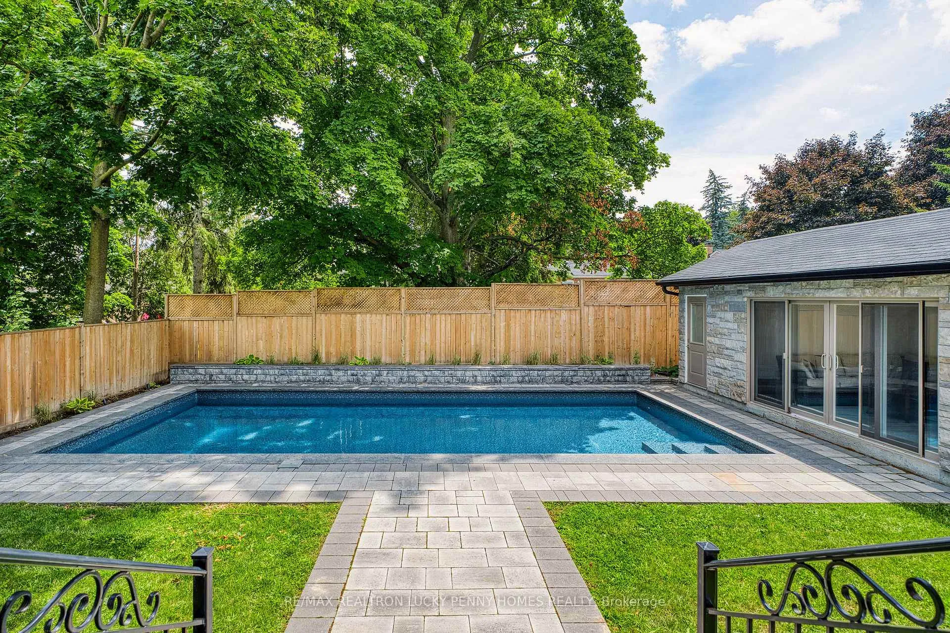Photo 46 of 25 Talisman Crescent, Markham, Old Markham Village — HOMEH