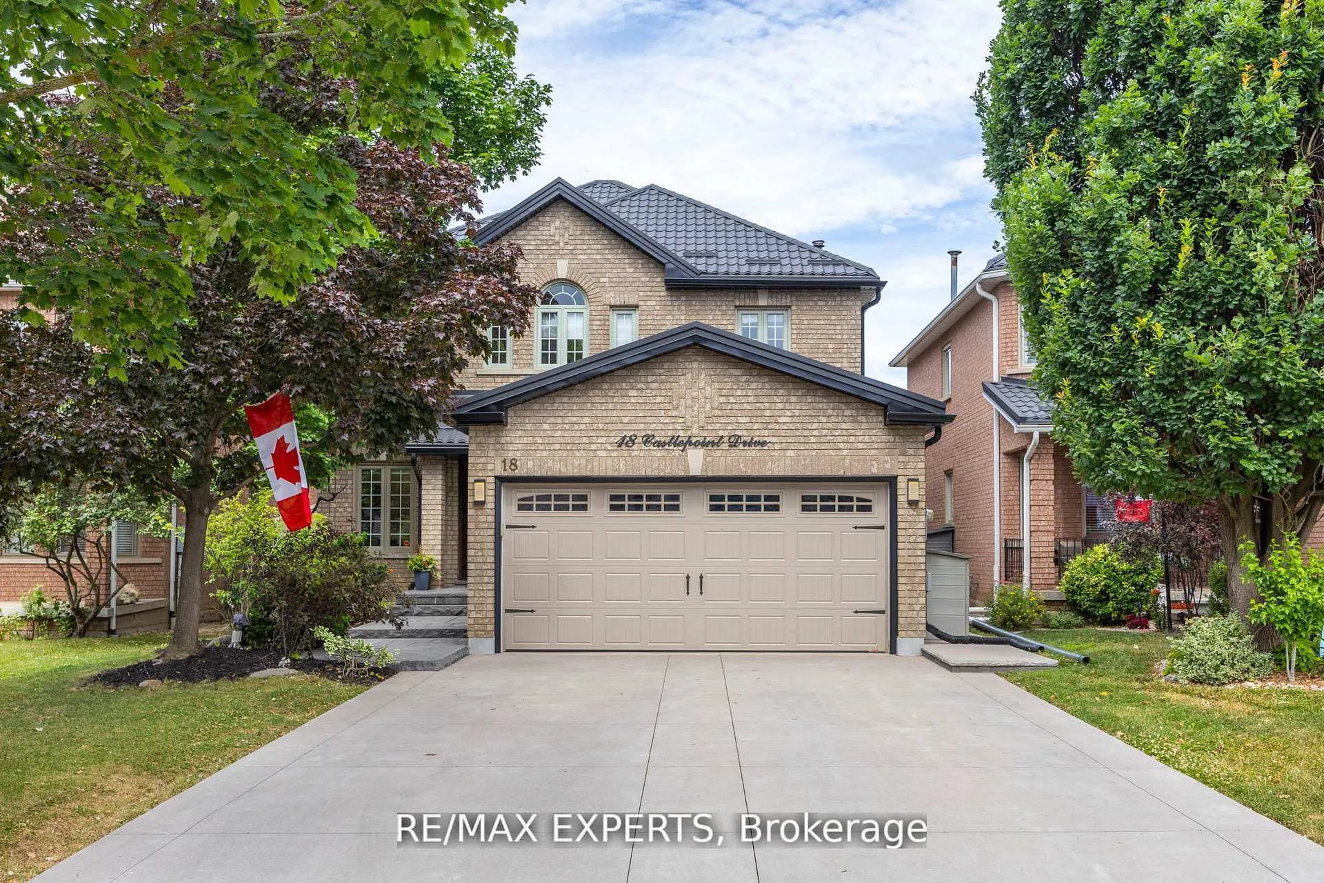 Photo 1 of 18 Castlepoint Drive, Vaughan, Elder Mills — HOMEH