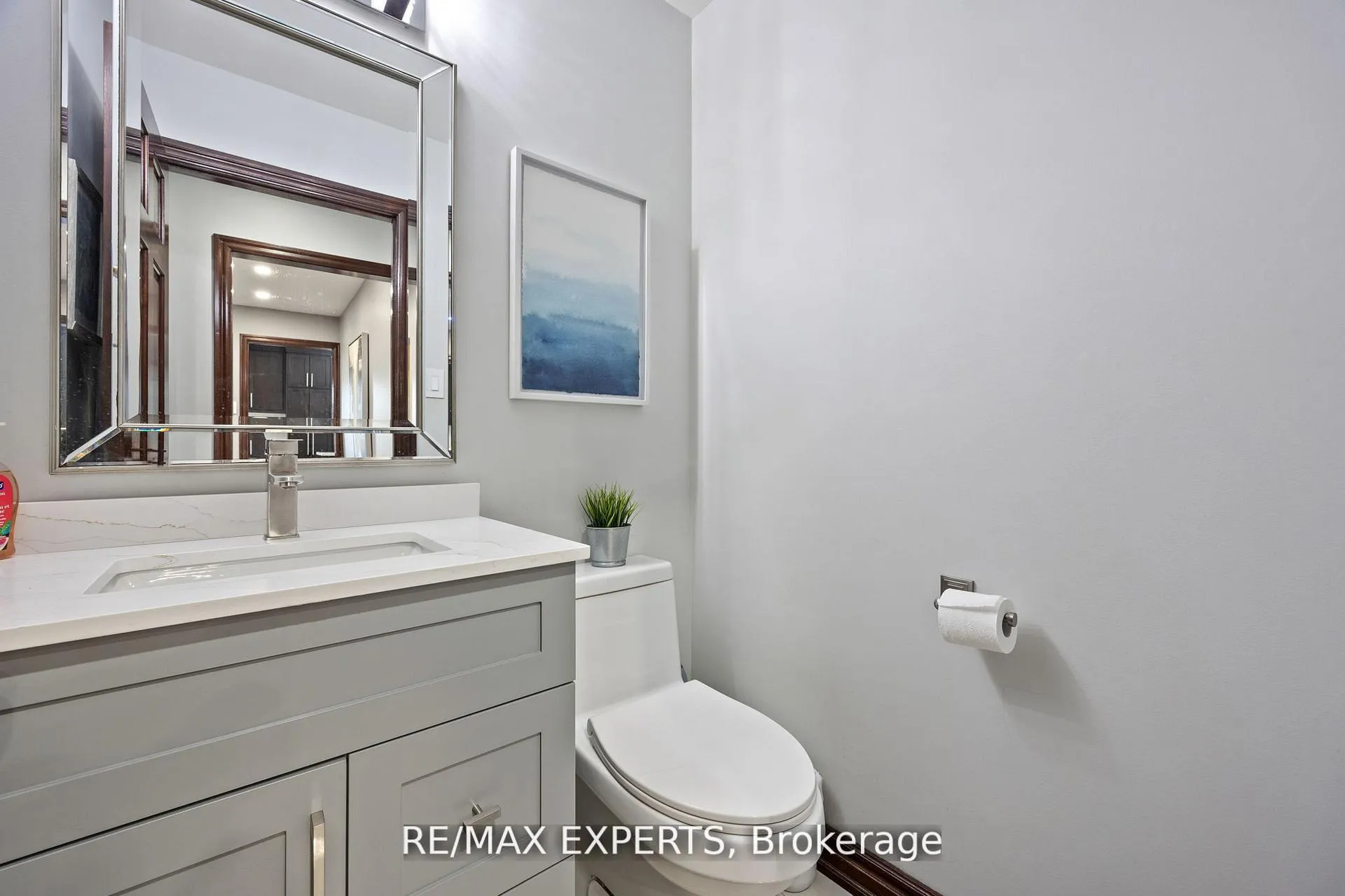Photo 17 of 18 Castlepoint Drive, Vaughan, Elder Mills — HOMEH