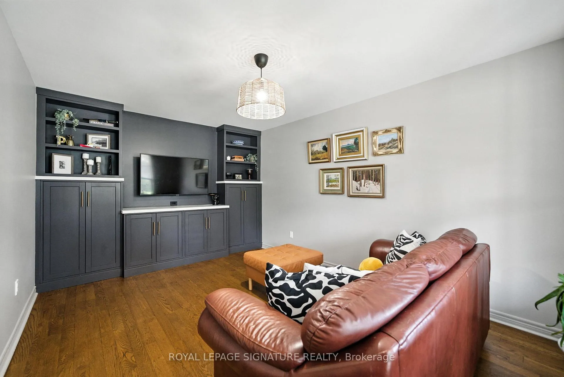 Photo 5 of 30 Galloway Crescent, Uxbridge — HOMEH