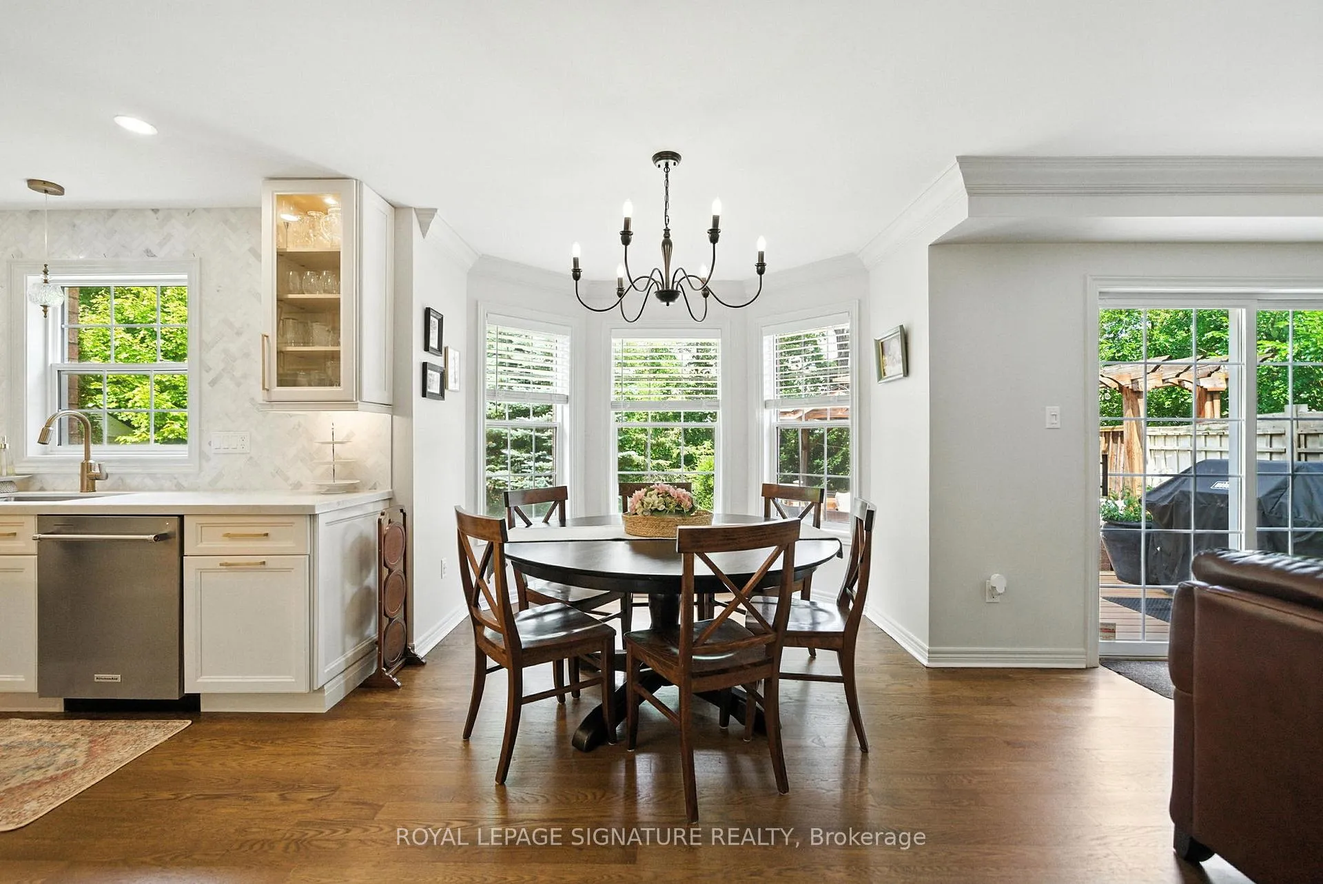 Photo 9 of 30 Galloway Crescent, Uxbridge — HOMEH