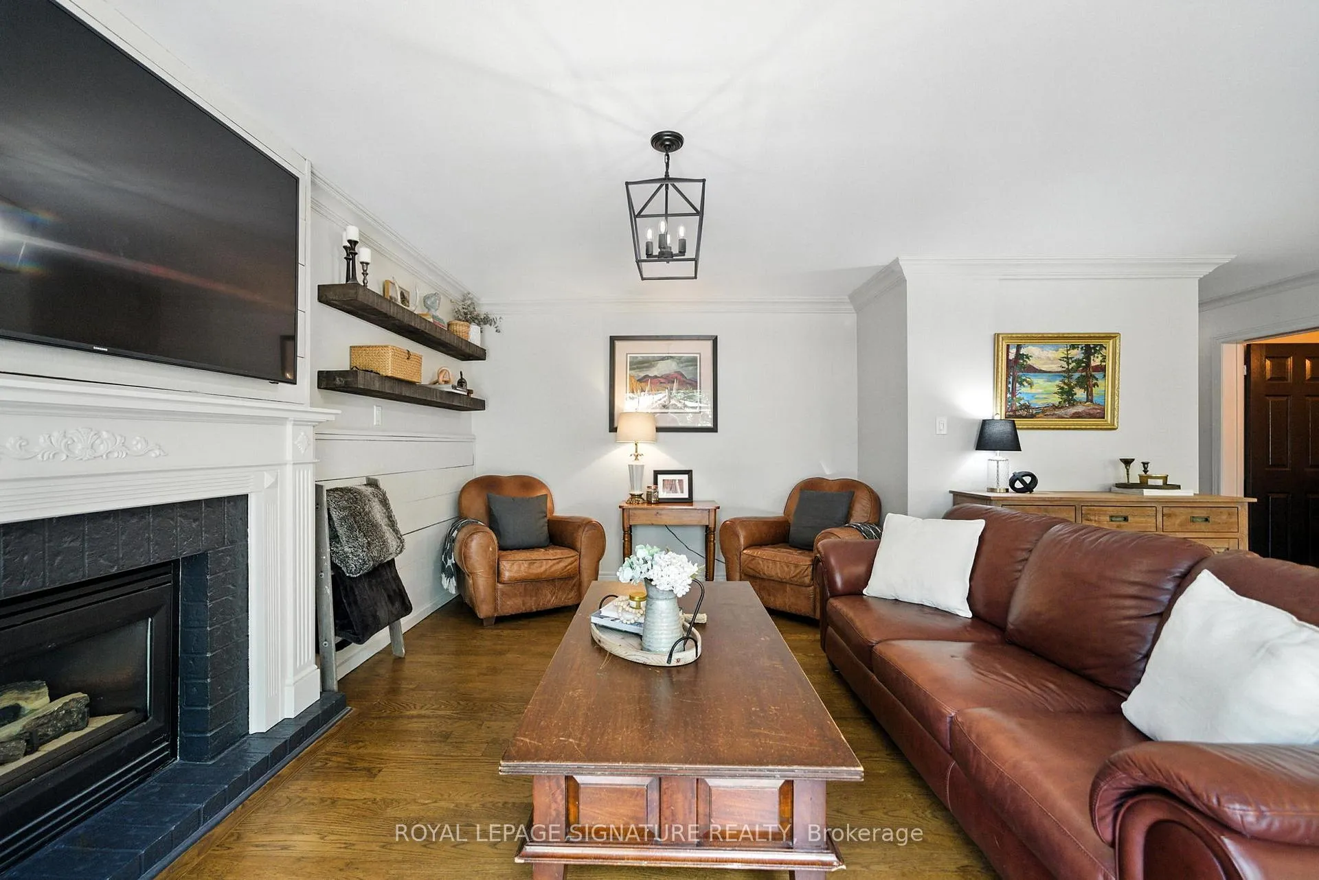 Photo 11 of 30 Galloway Crescent, Uxbridge — HOMEH